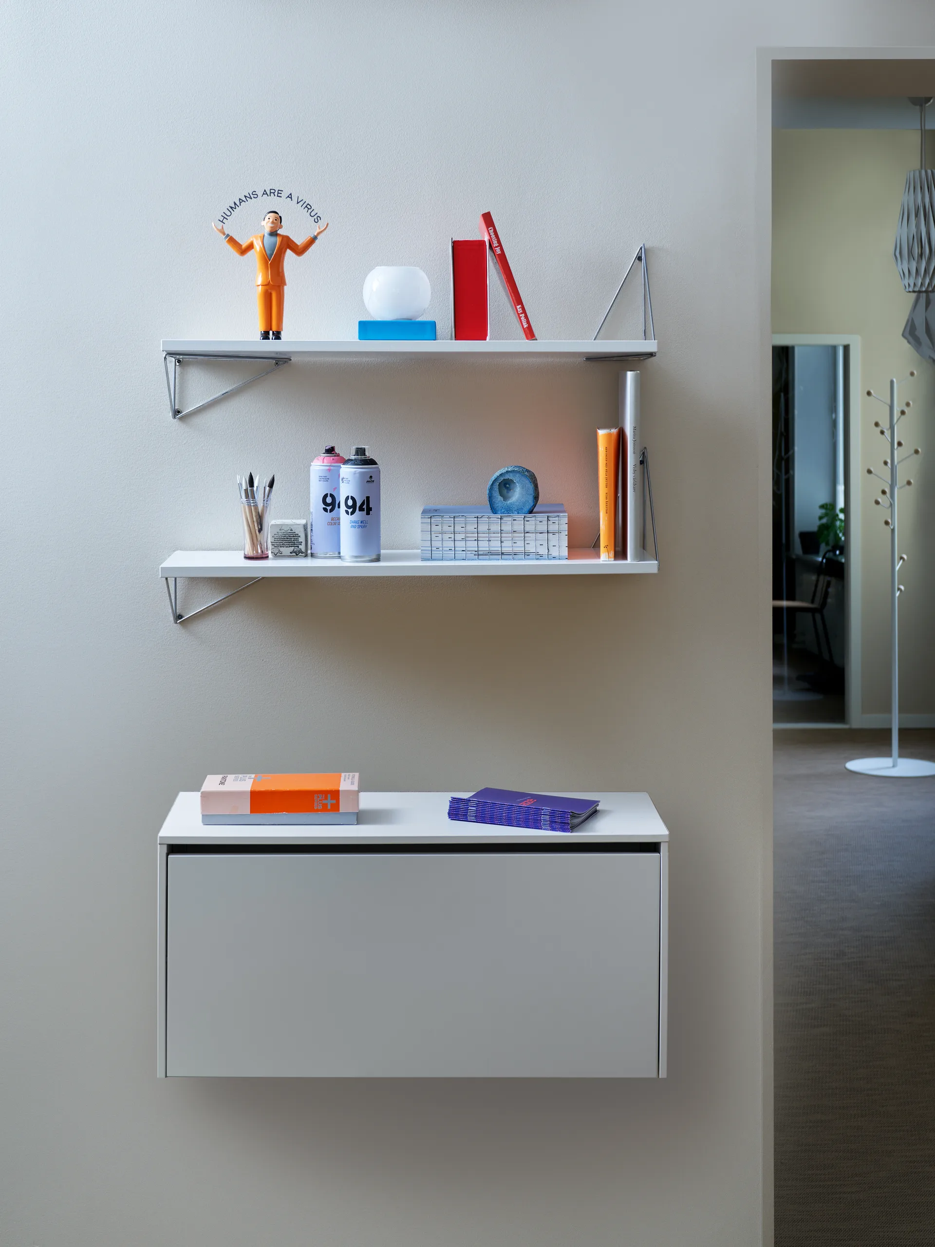 Pythagoras hyllebord, hvit Maze