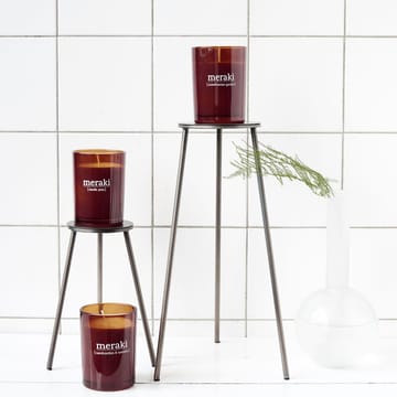 Meraki duftlys brunt glass 35 timer - nordic pine - Meraki