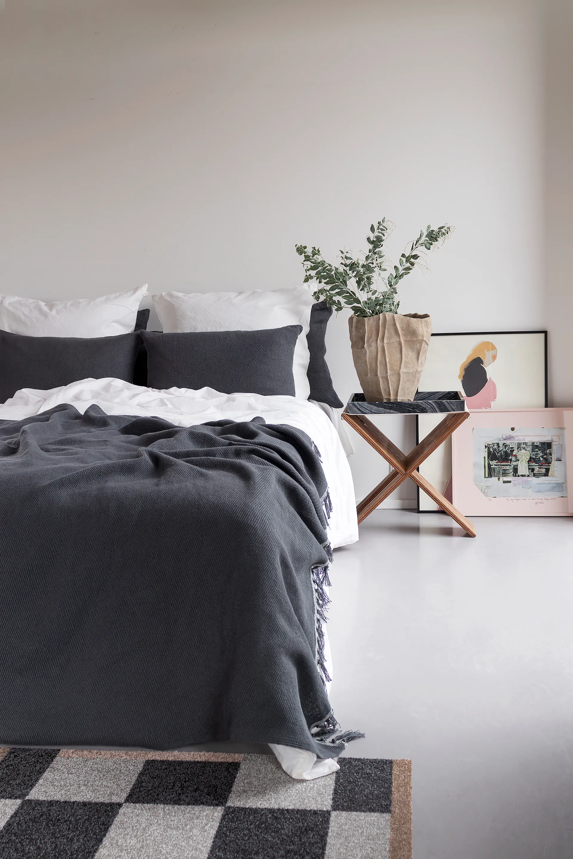 Bohemia sengeteppe, Anthracite, 220x250 cm Mette Ditmer