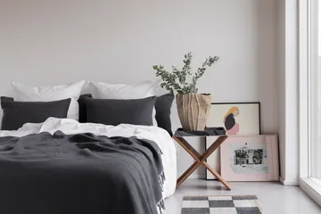 Bohemia sengeteppe - Anthracite, 220x250 cm - Mette Ditmer