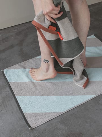 Diagonal baderomsmatte 50x80 cm - Mint - Mette Ditmer