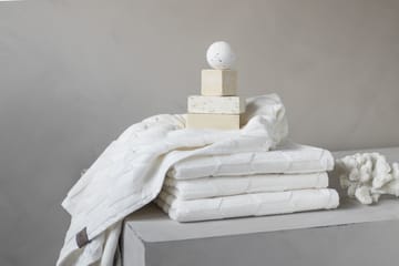 Geo badehåndkle 70 x 133 cm - Off white - Mette Ditmer