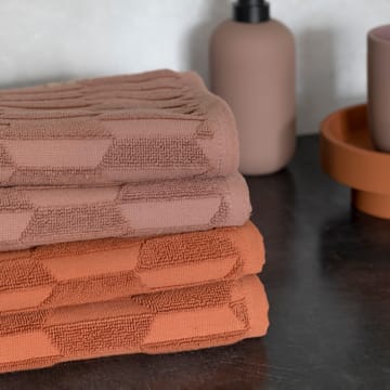 Geo håndkle 50 x 95 cm - Blush - Mette Ditmer