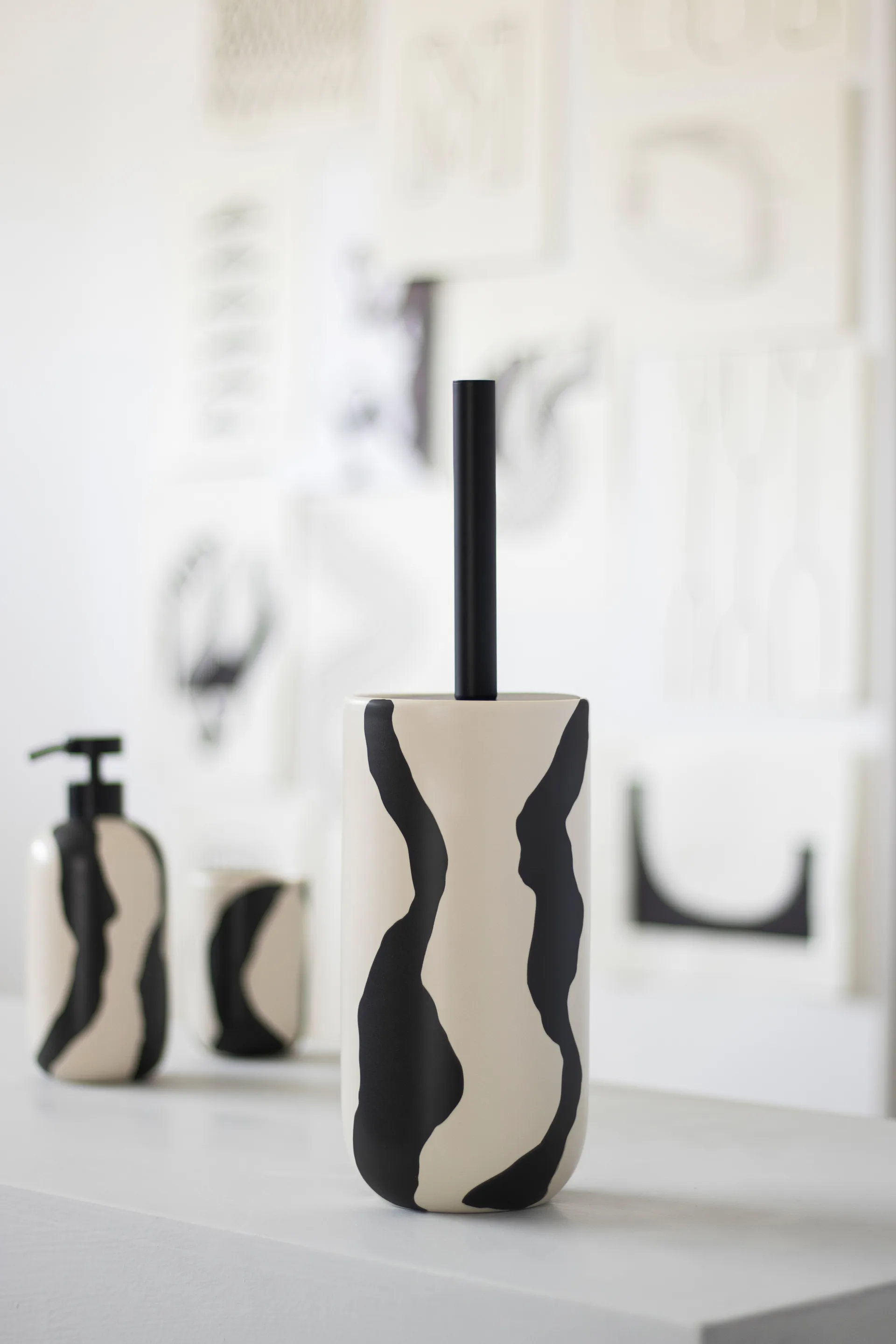 Icon toalettbørste, Offwhite Mette Ditmer