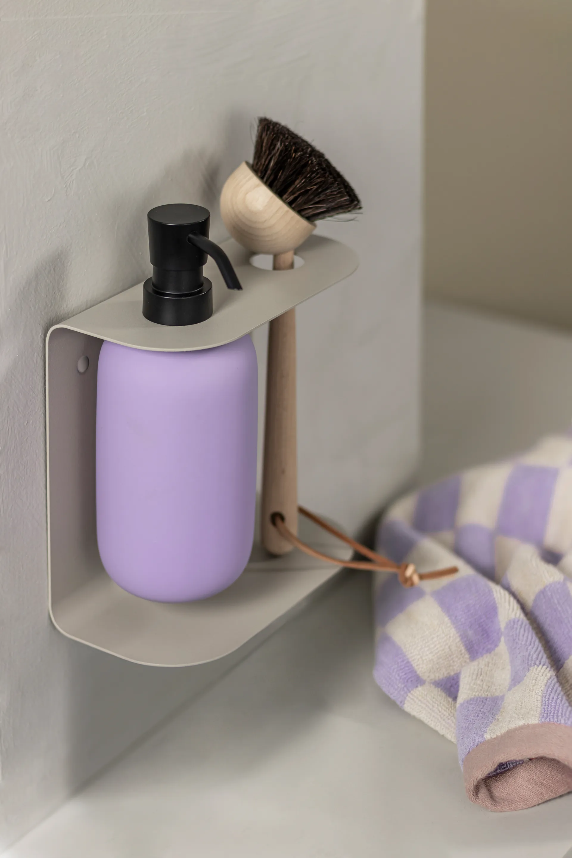 Lotus såpepumpe høy, Light lilac Mette Ditmer