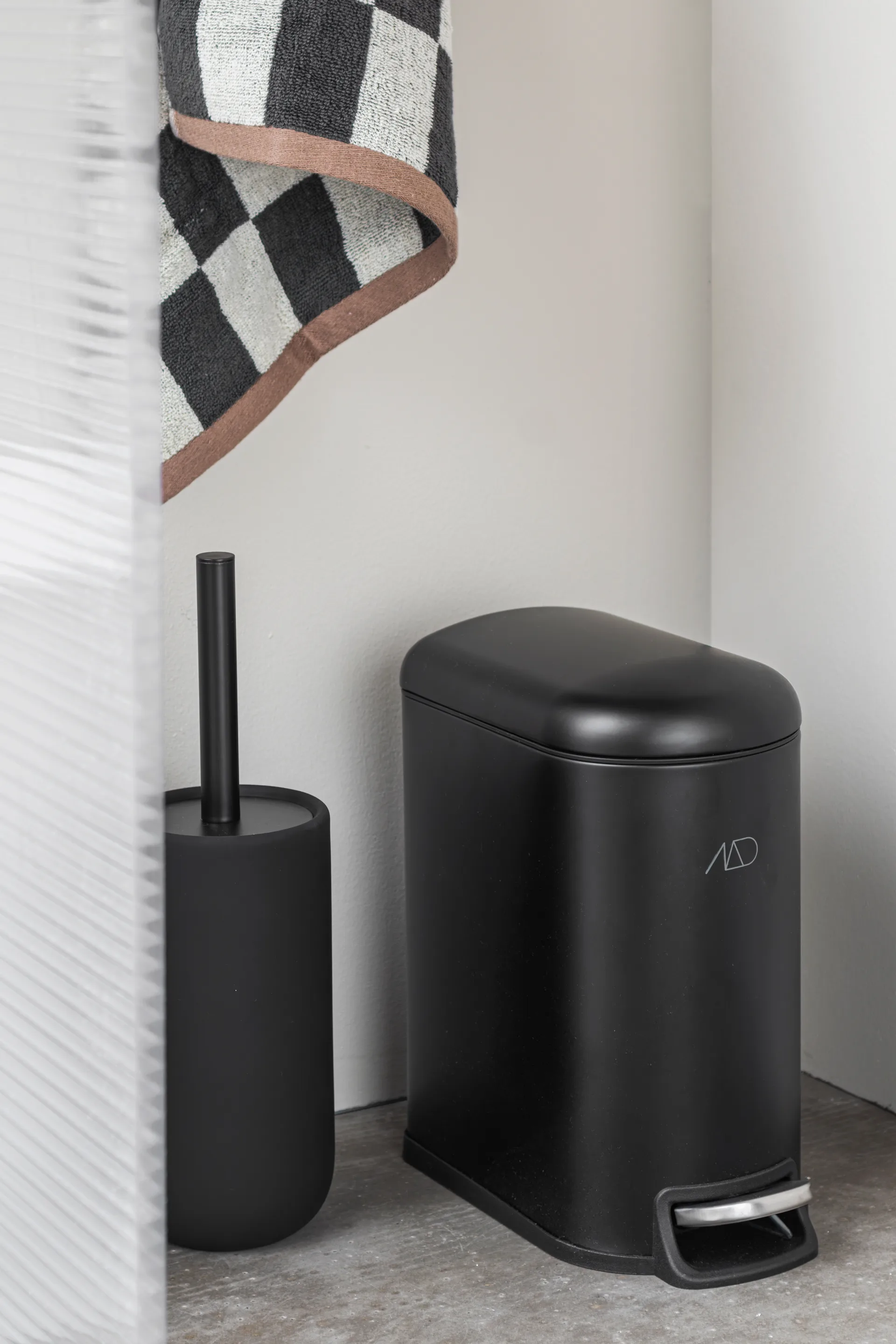 Mini-Walther pedalbøtte 5 L, Black Mette Ditmer