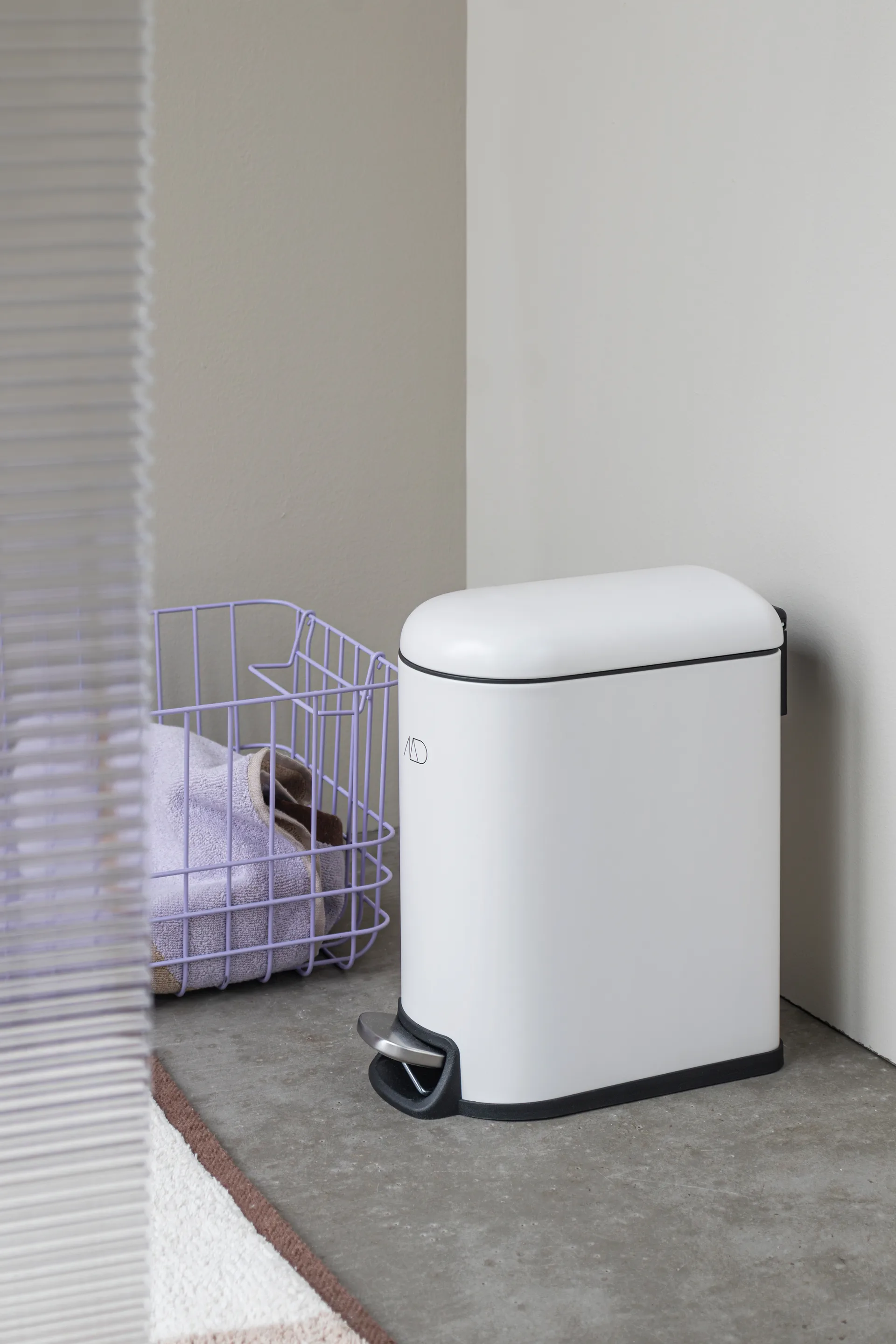 Mini-Walther pedalbøtte 5 L, Off-white Mette Ditmer