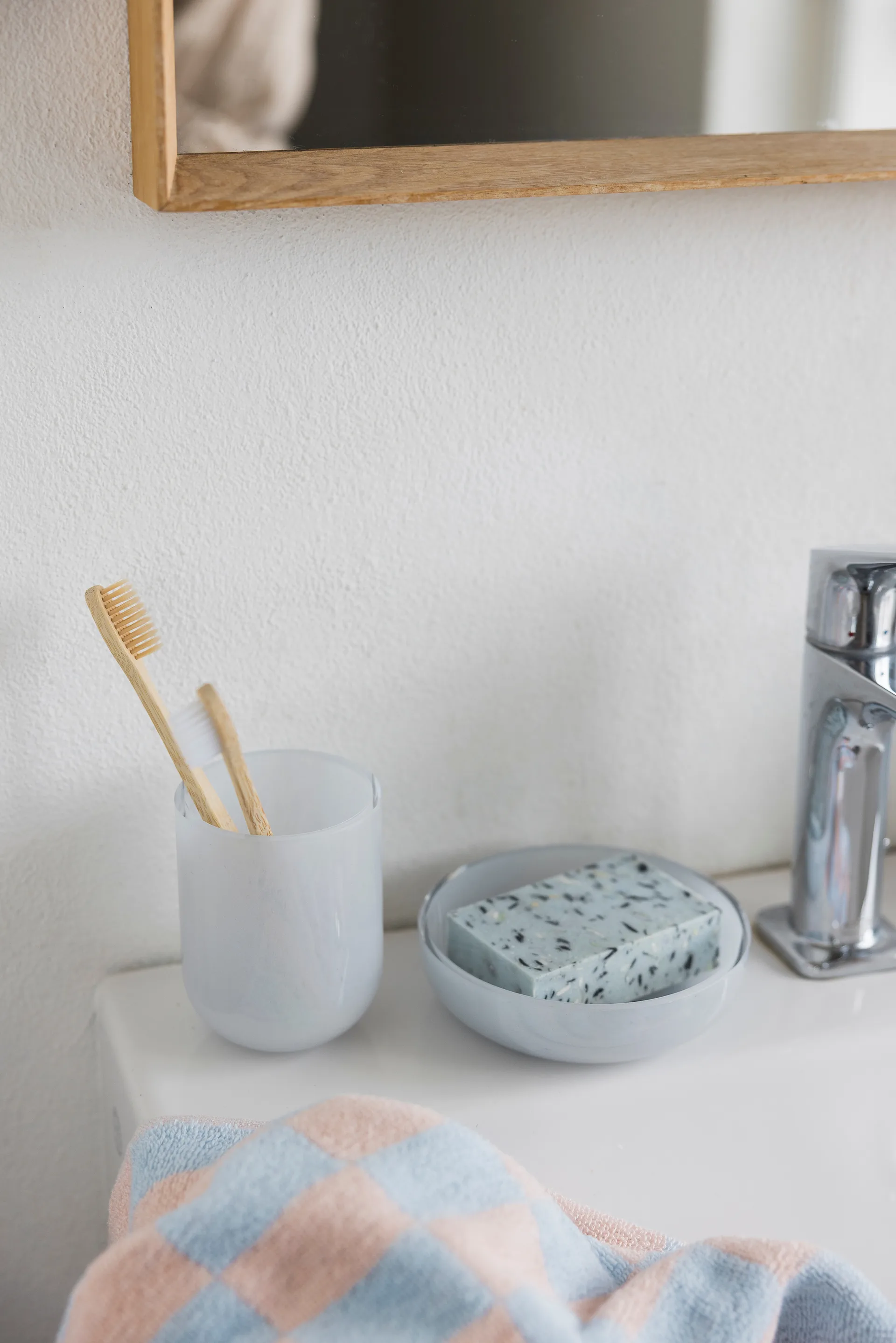 Opal tannbørsteholder, Light blue Mette Ditmer