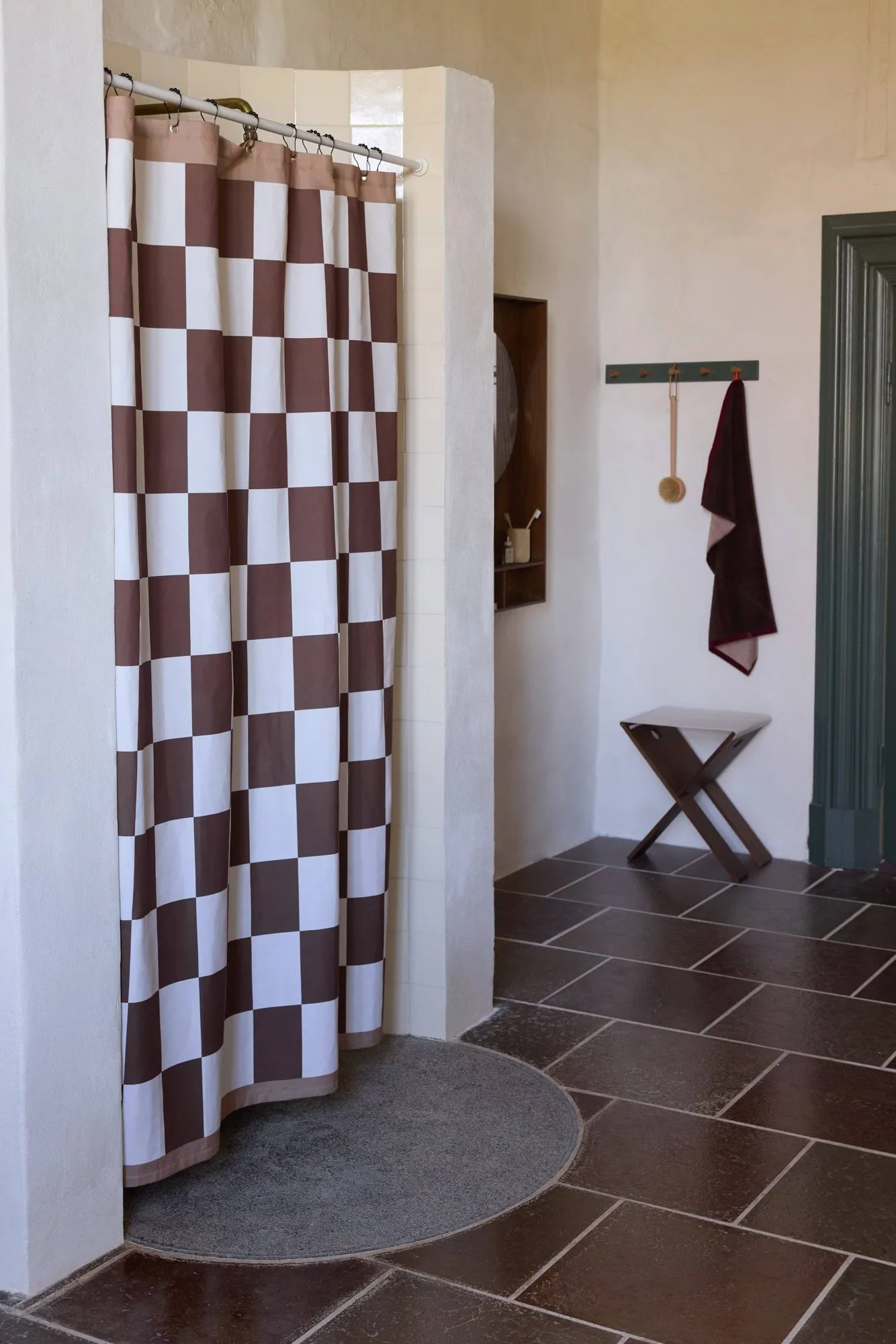 Retro dusjforheng 150x200 cm, Brun Mette Ditmer