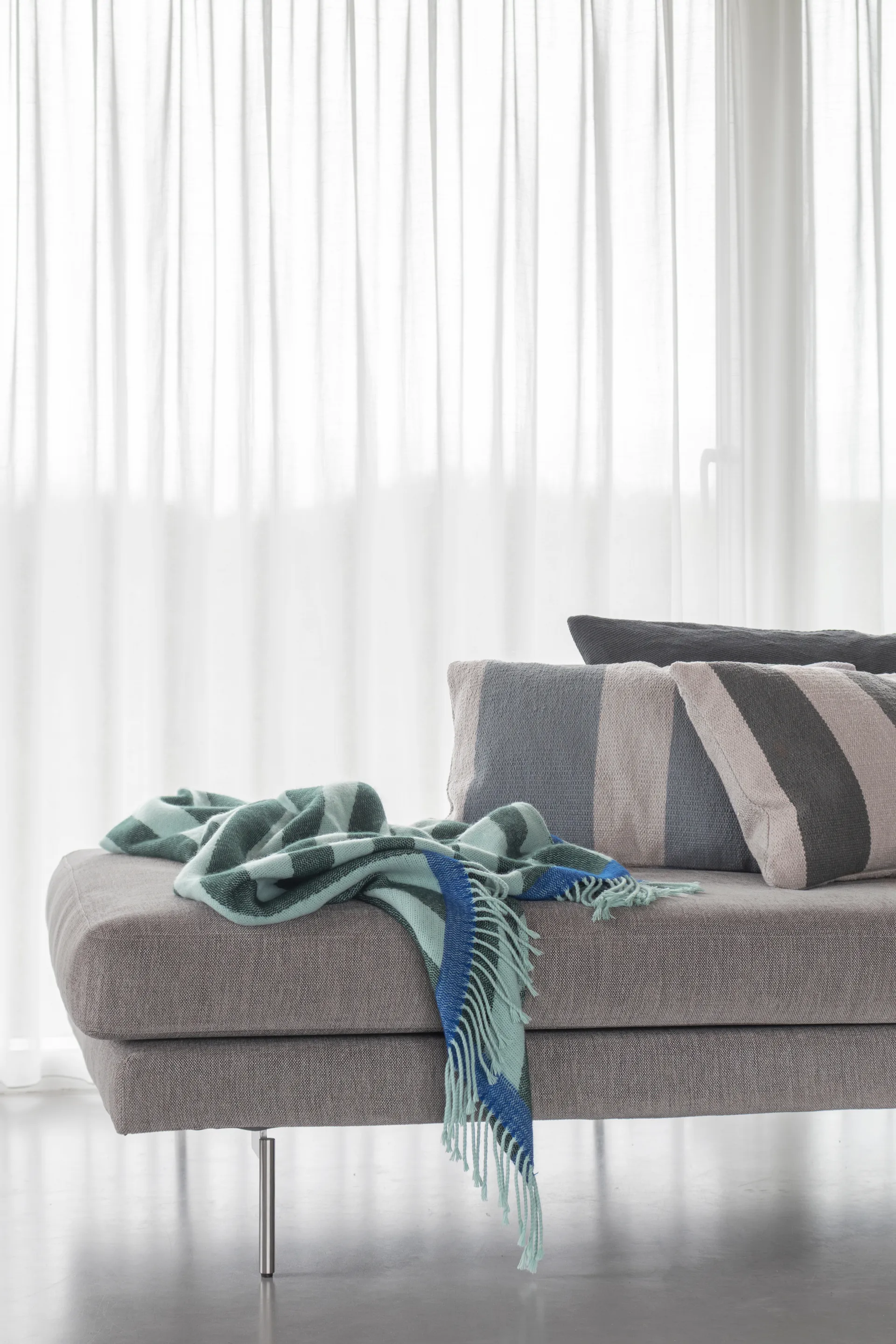 Retro pledd 125x170 cm, Mint Mette Ditmer