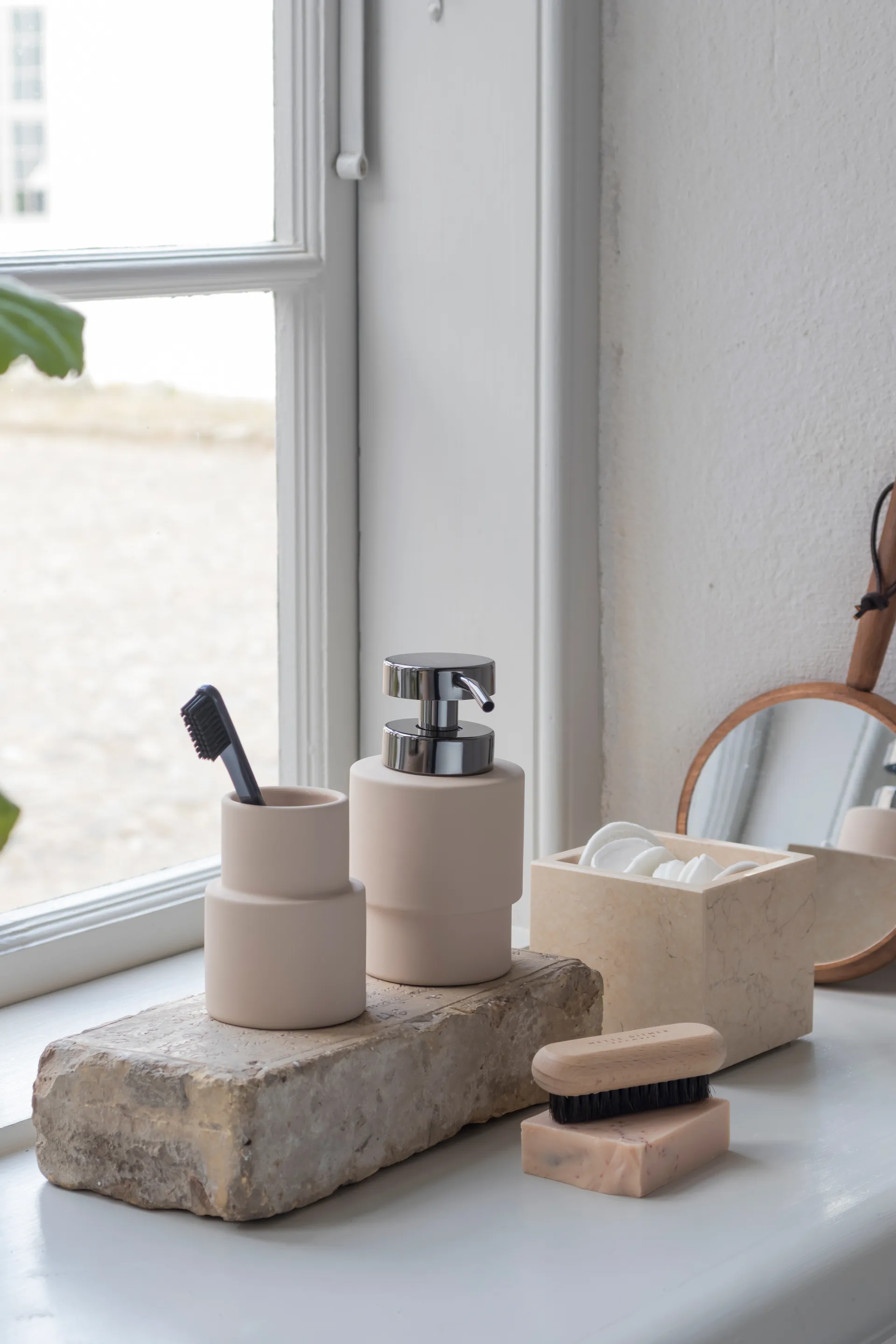 Shades såpepumpe høy, Linen Mette Ditmer