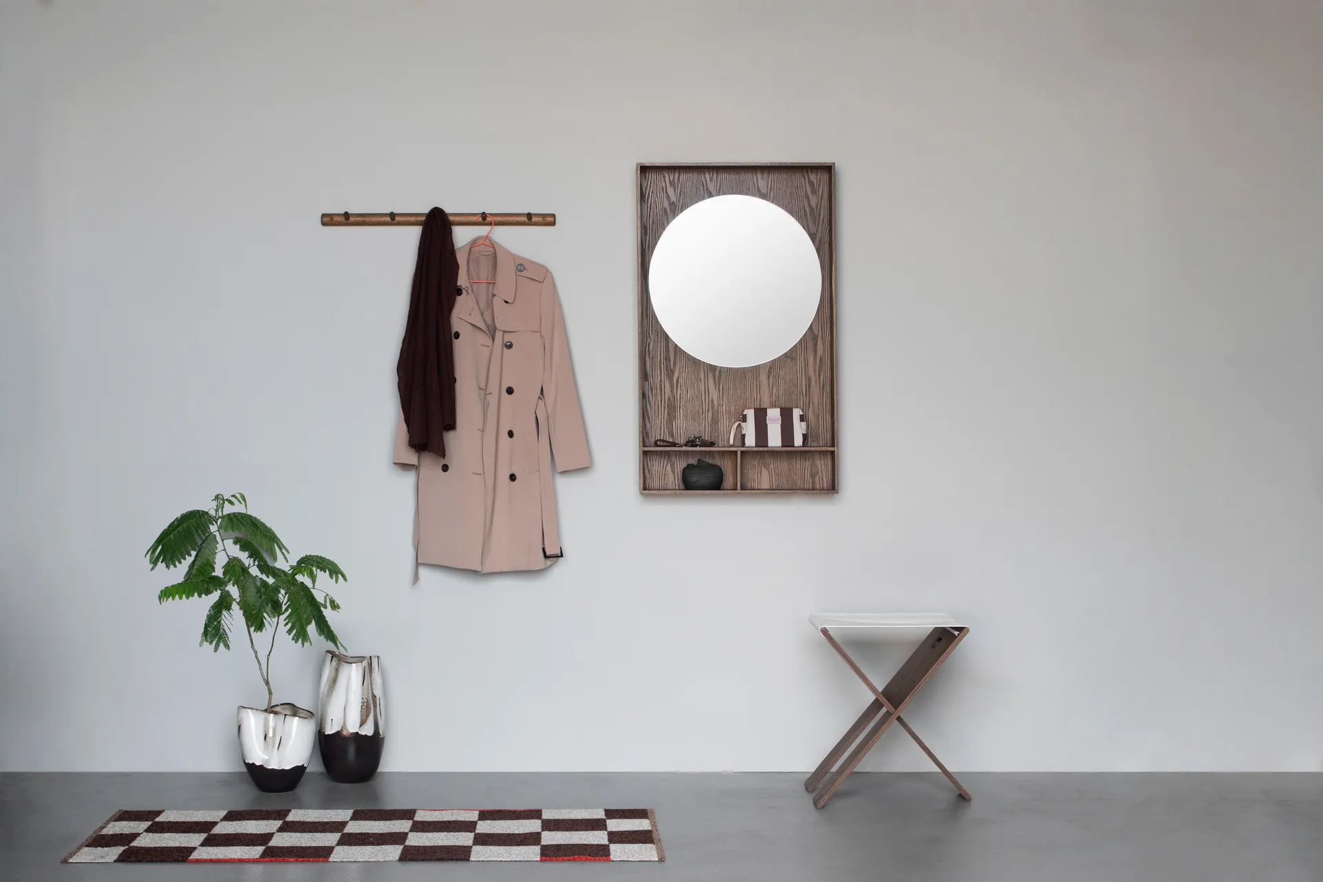 Show-me speil med hylle large, Dark oiled Mette Ditmer