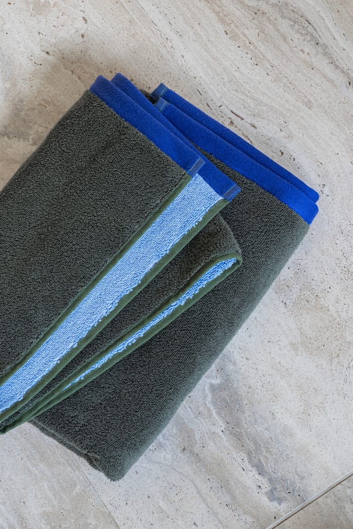 Soft badehåndkle 70x133 cm, Dark olive-light blue Mette Ditmer