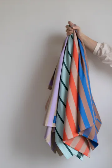 Stripes kjøkkenhåndkle 50x70 cm 2-pakning - Latte - Mette Ditmer