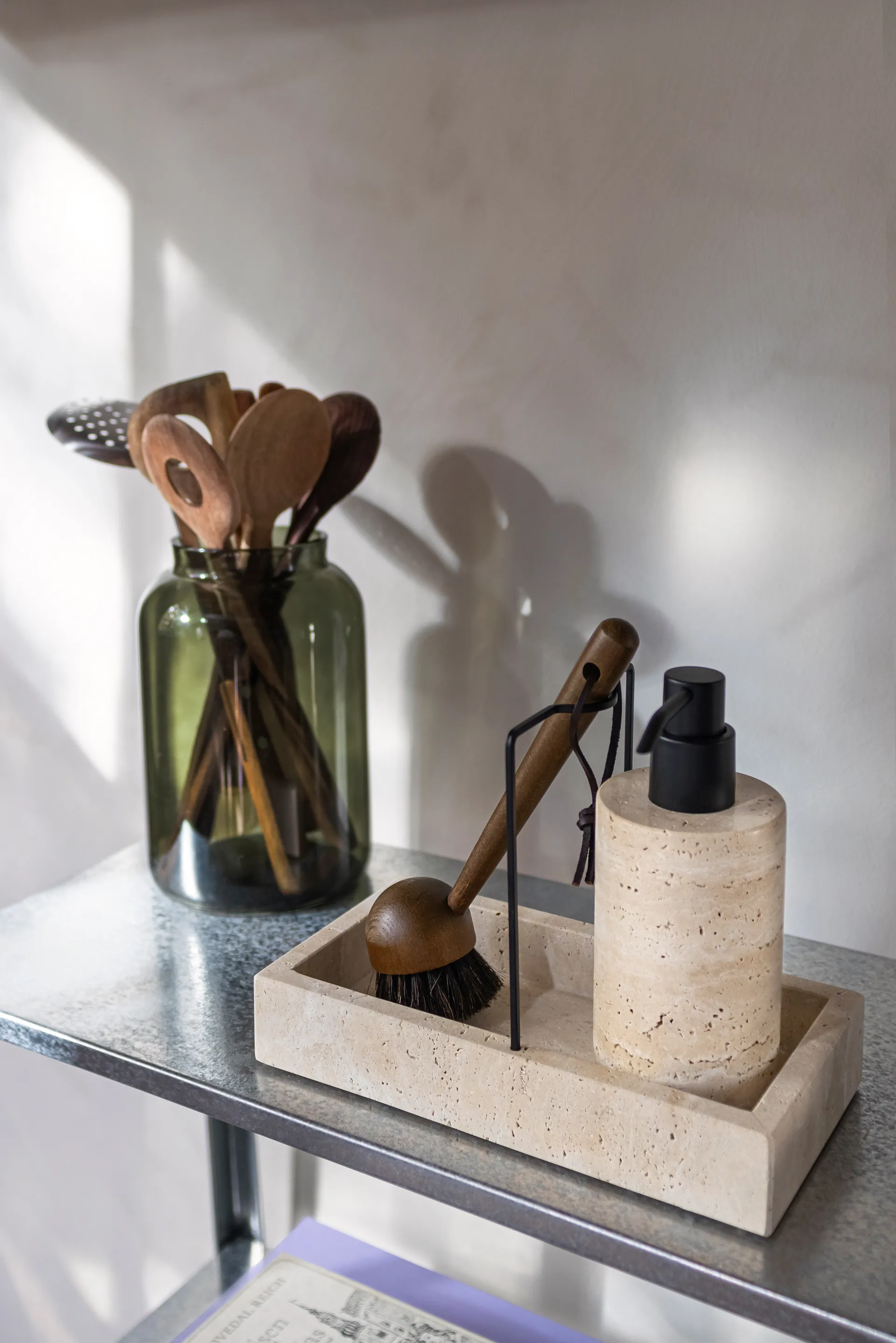 Travertin kjøkkenbenkorganisator 12x23,5 cm, Linen Mette Ditmer