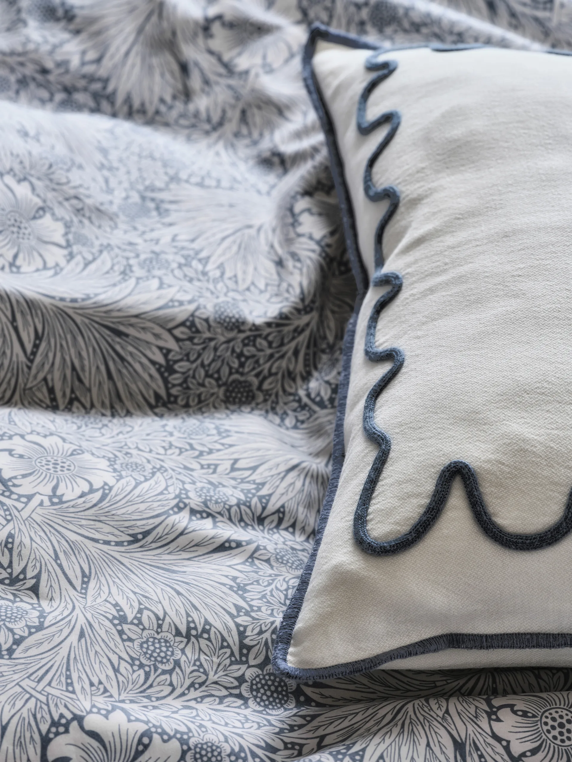 Morris & Co. Marigold Dynetrekk, Blå, 140x220 cm Mille Notti