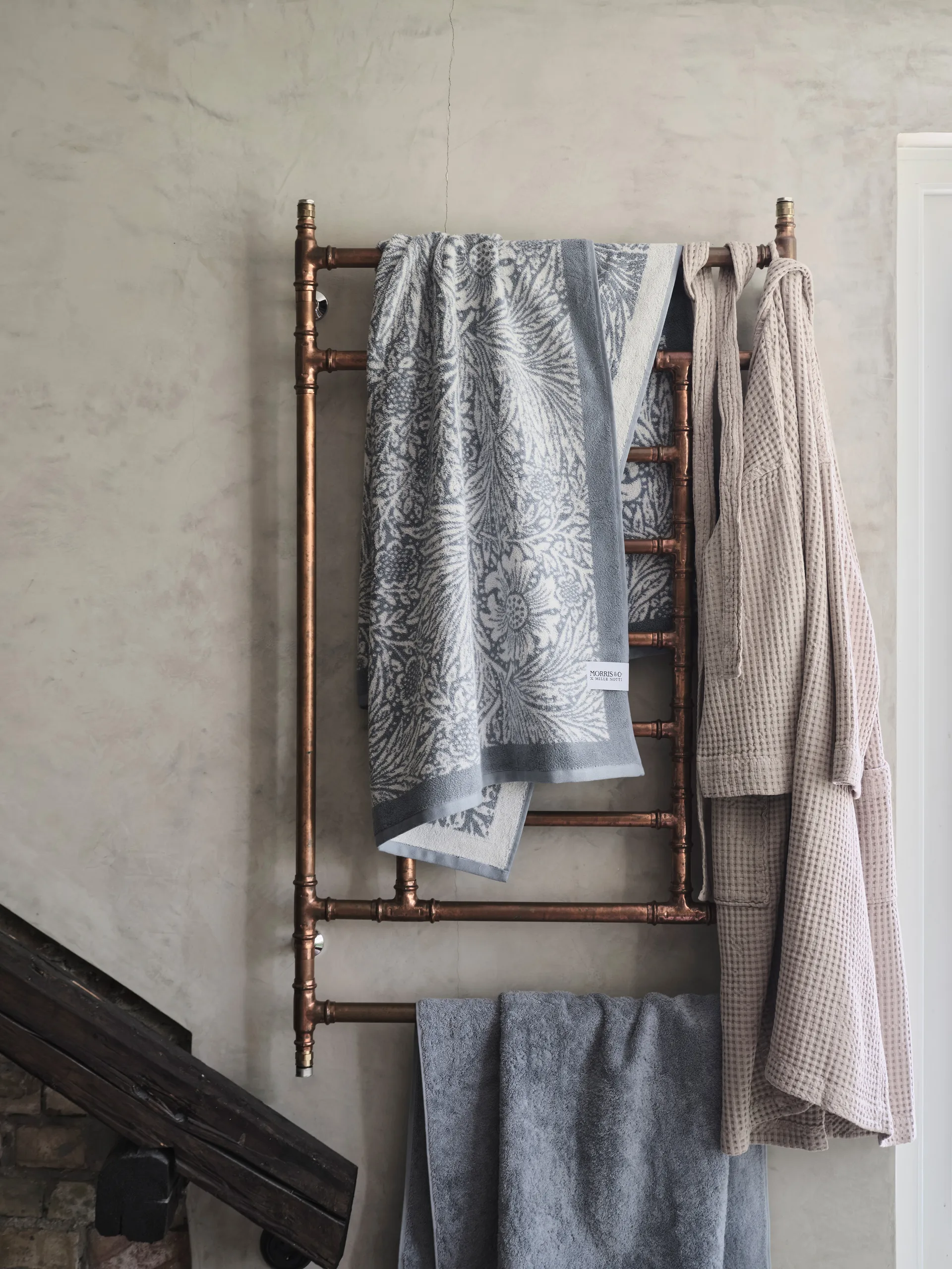 Morris & Co. Marigold Håndkle EKO, Blå, 86x150 cm Mille Notti