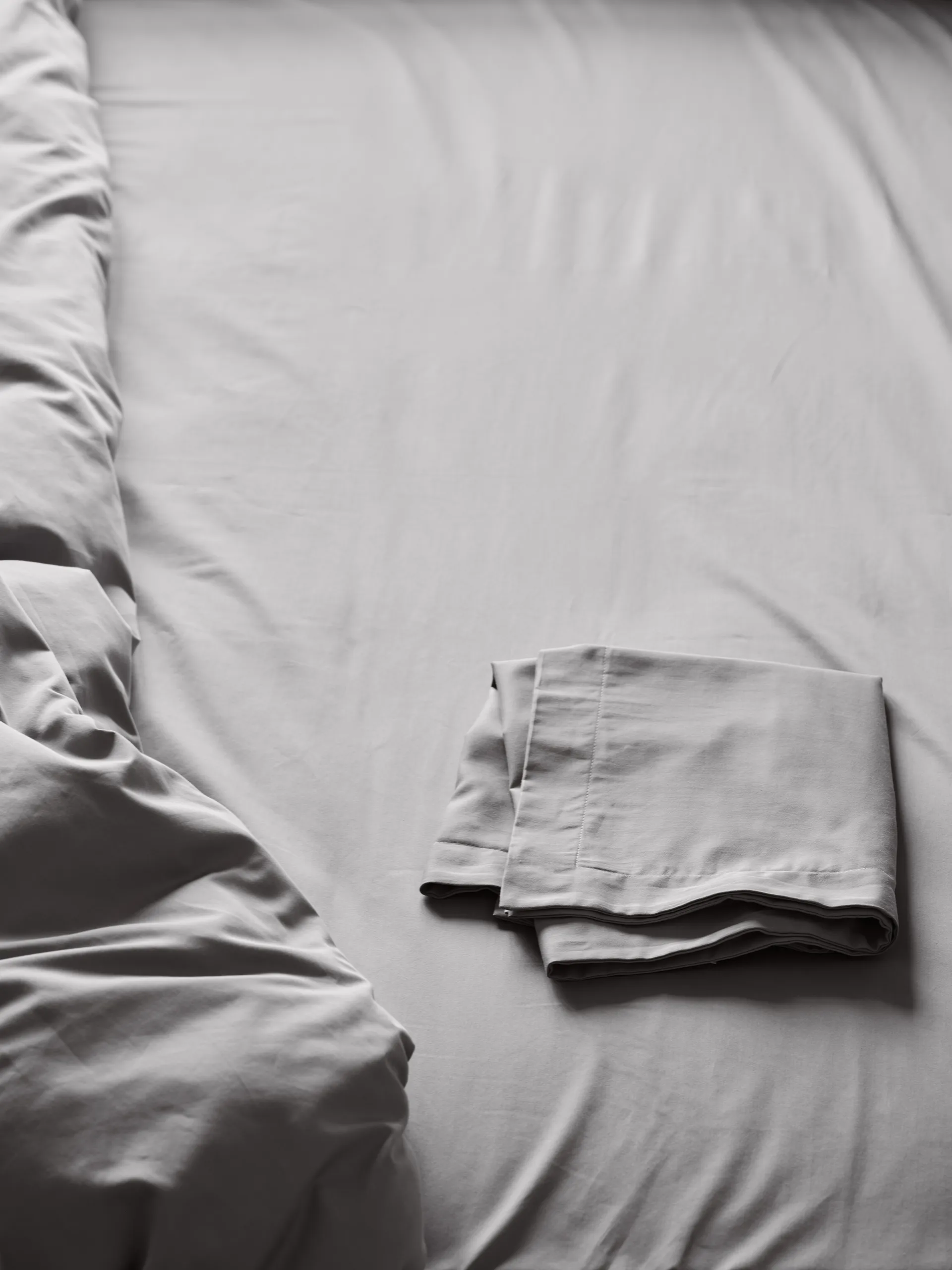 Satina Dynetrekk, Grå, 140 x 220 cm Mille Notti