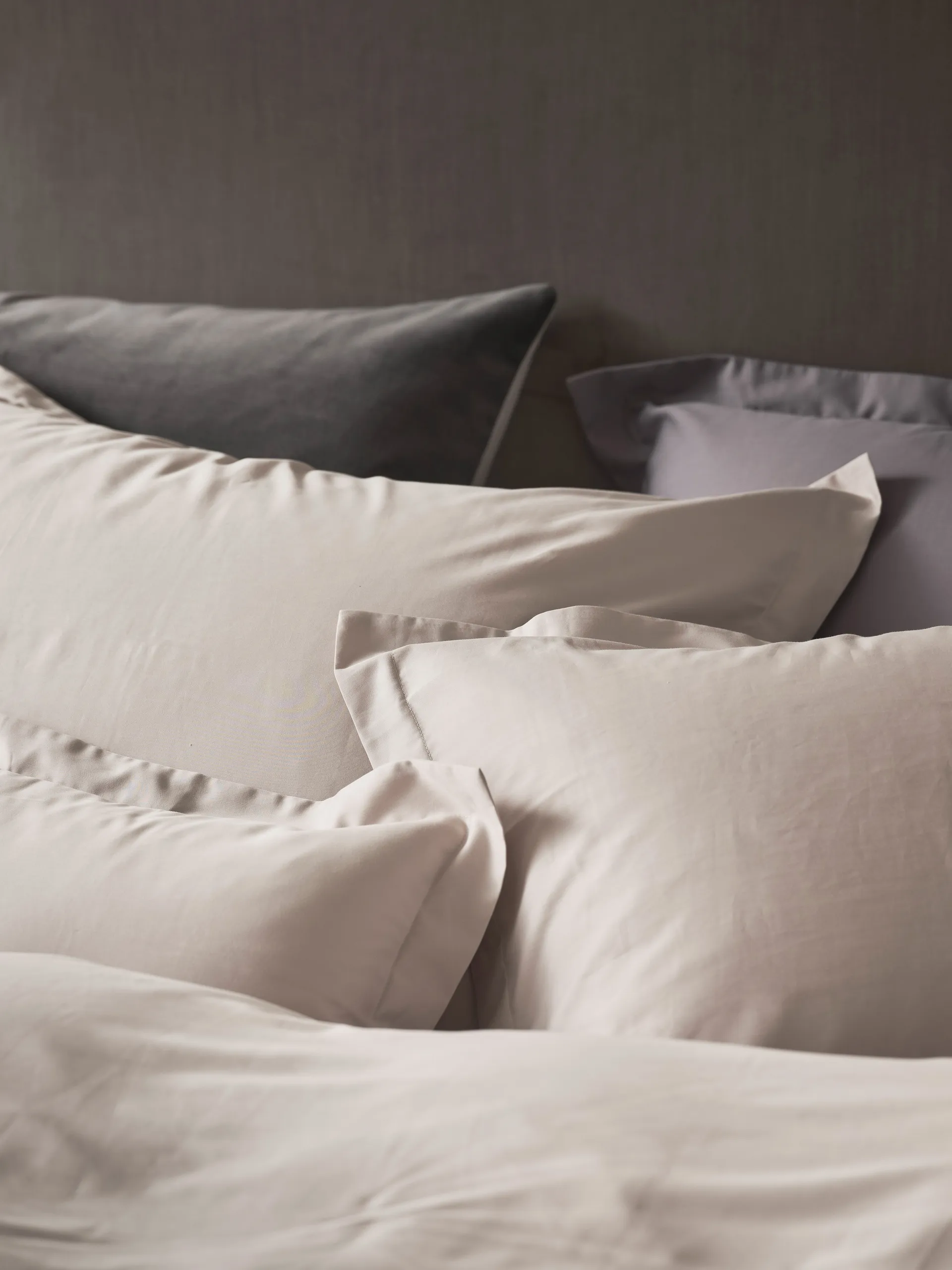 Satina Putevar, Beige, 50 x 60 cm Mille Notti