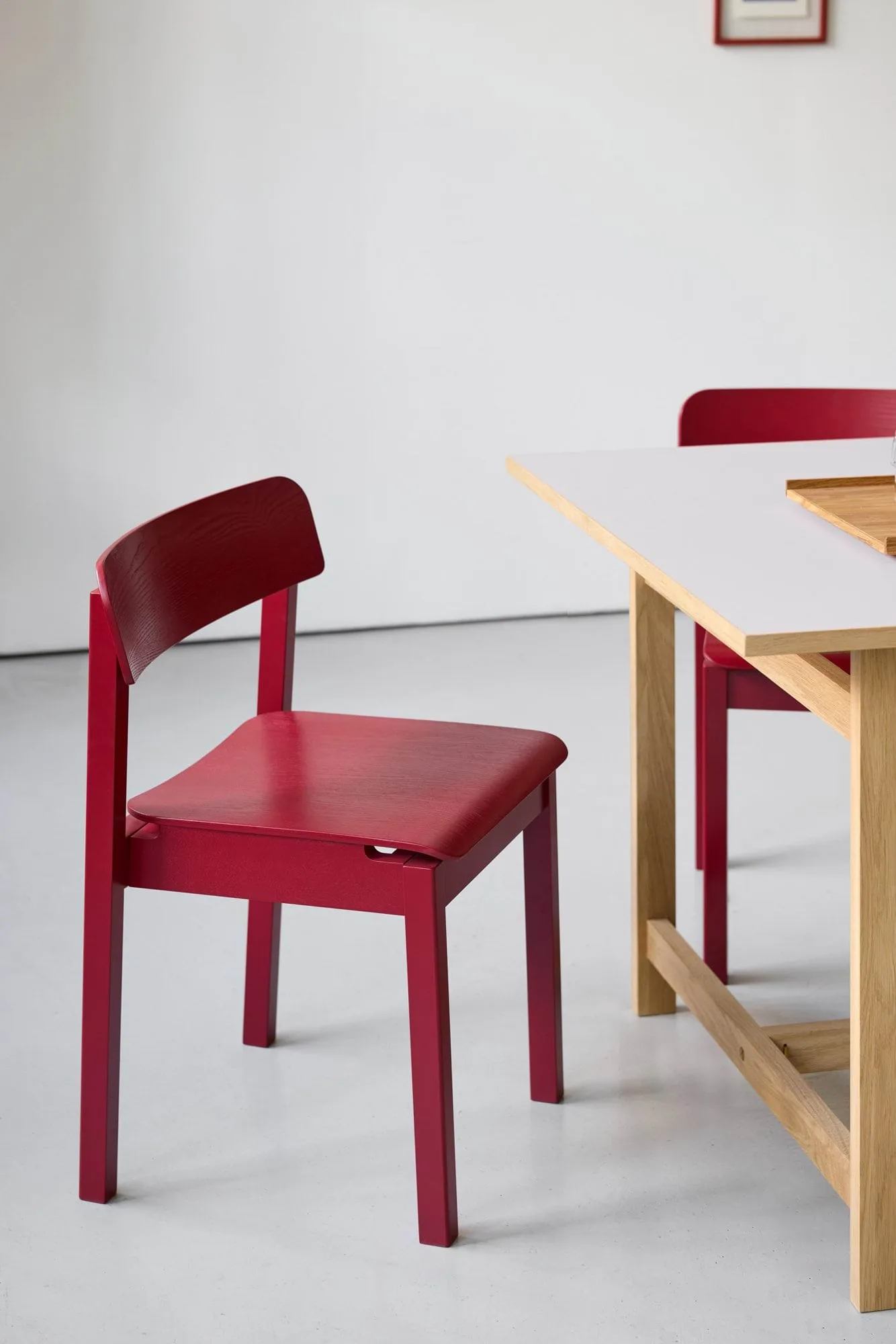 Everyday Chair stol , Purple red MOEBE