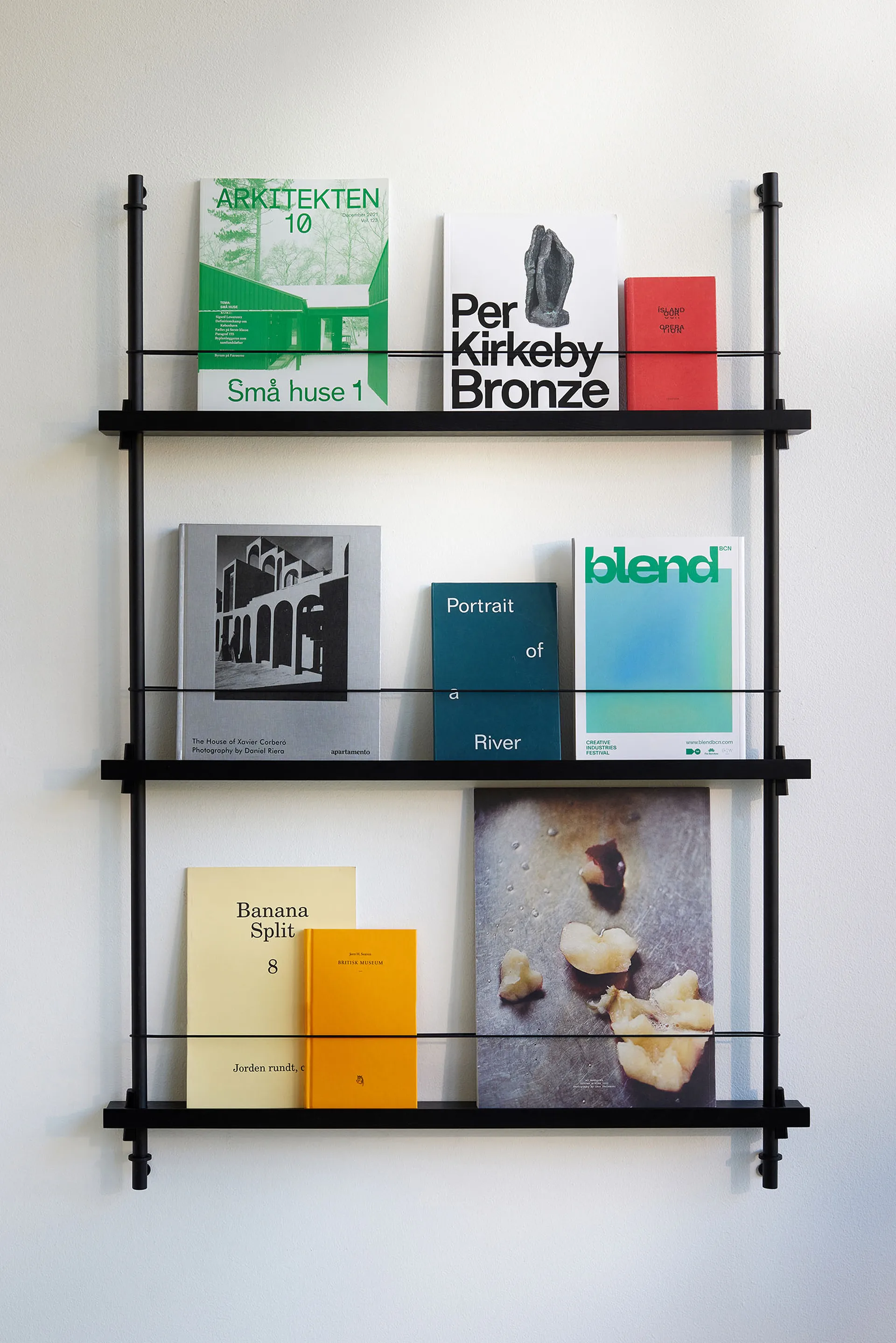 Magazine Shelving avisstativ, Eik-pine green, 85x180x7 cm, MS.180.1 MOEBE