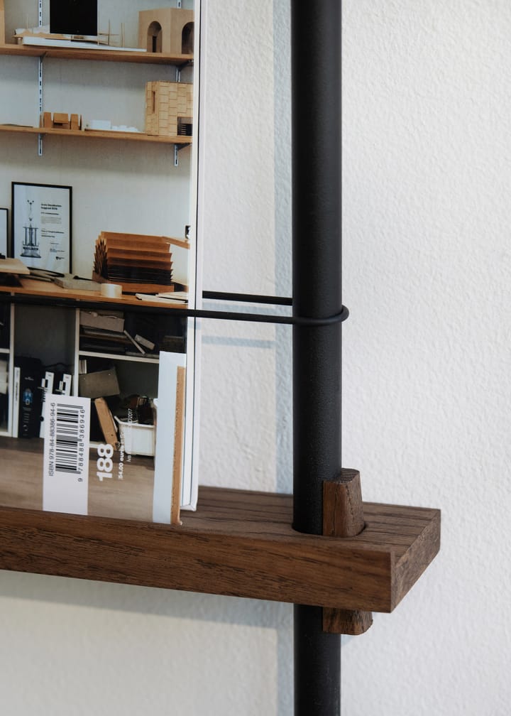 Moebe avisholder, Smoked oak-black MOEBE