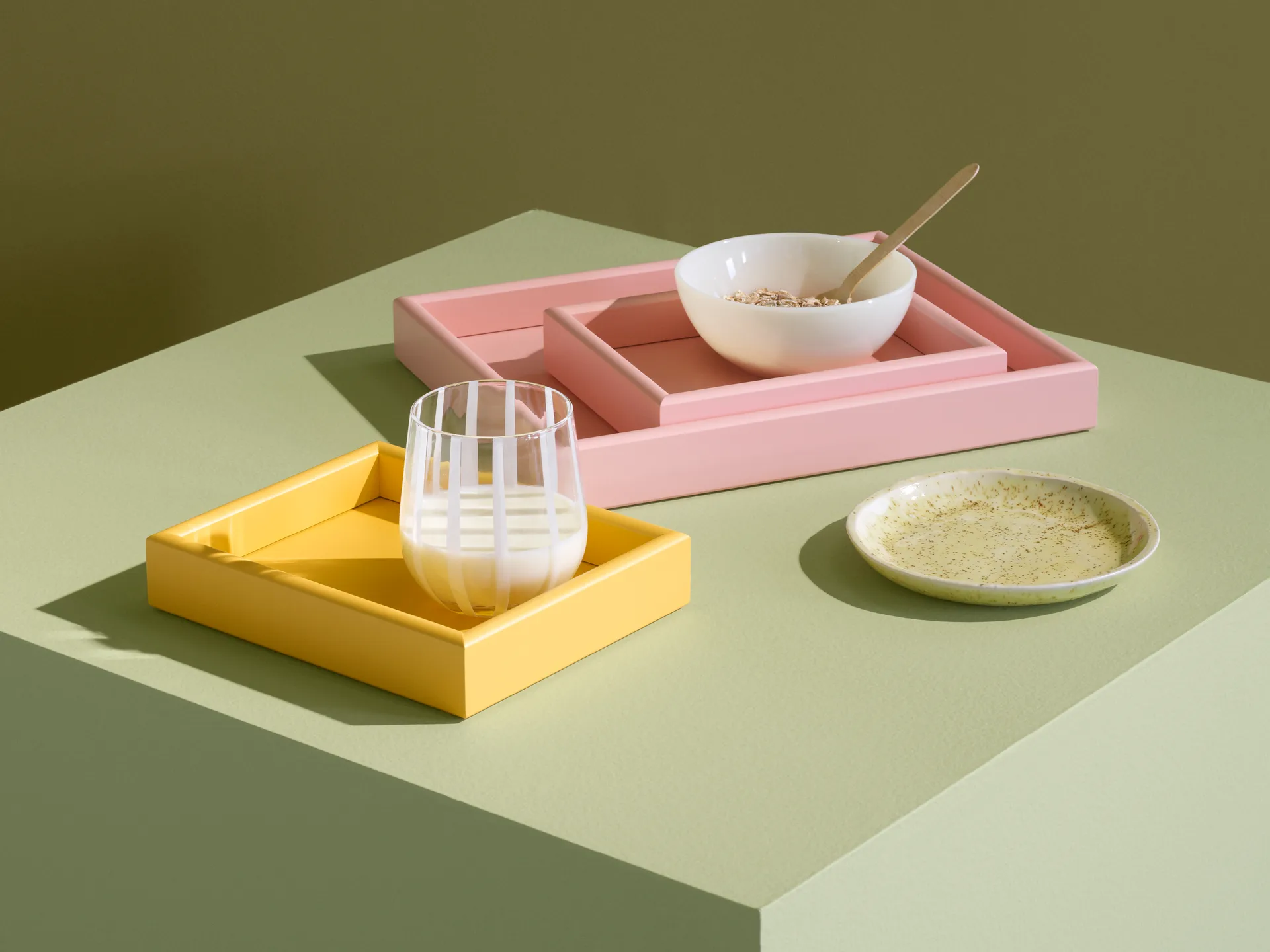 Arrange brett small 17,3 x 21,4 cm, Ruby Montana