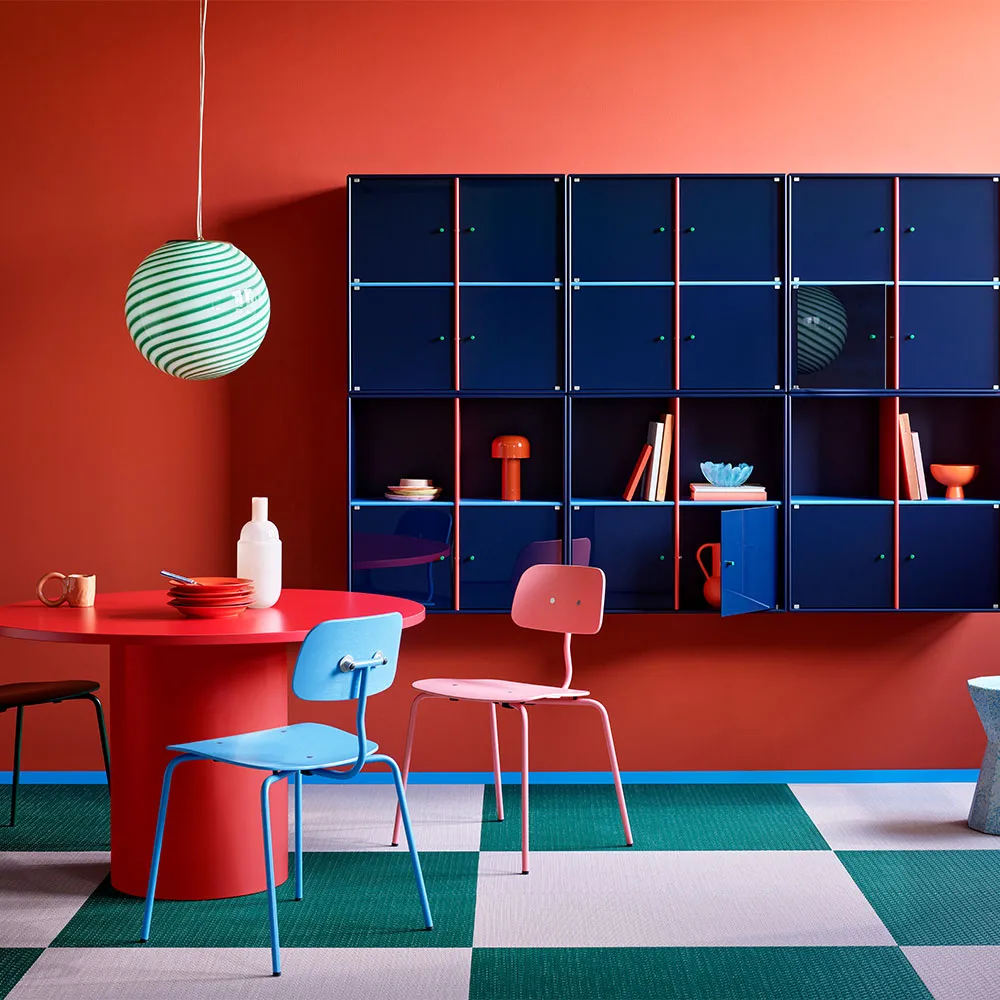 Kevi 2060 stol, rhubarb 147 lakkert stativ-beiset ask Montana