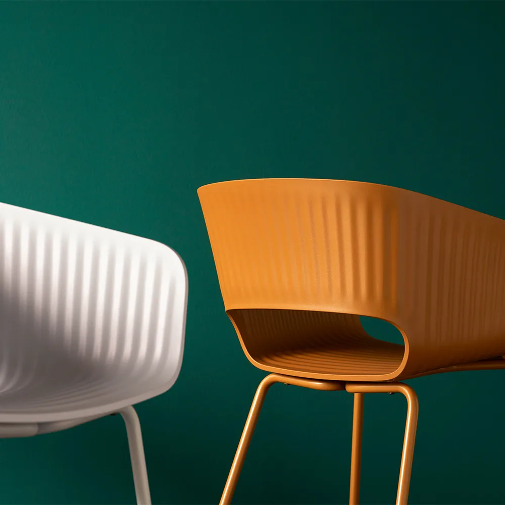 Marée 401 stol, anthracite lakkert metallstativ Montana