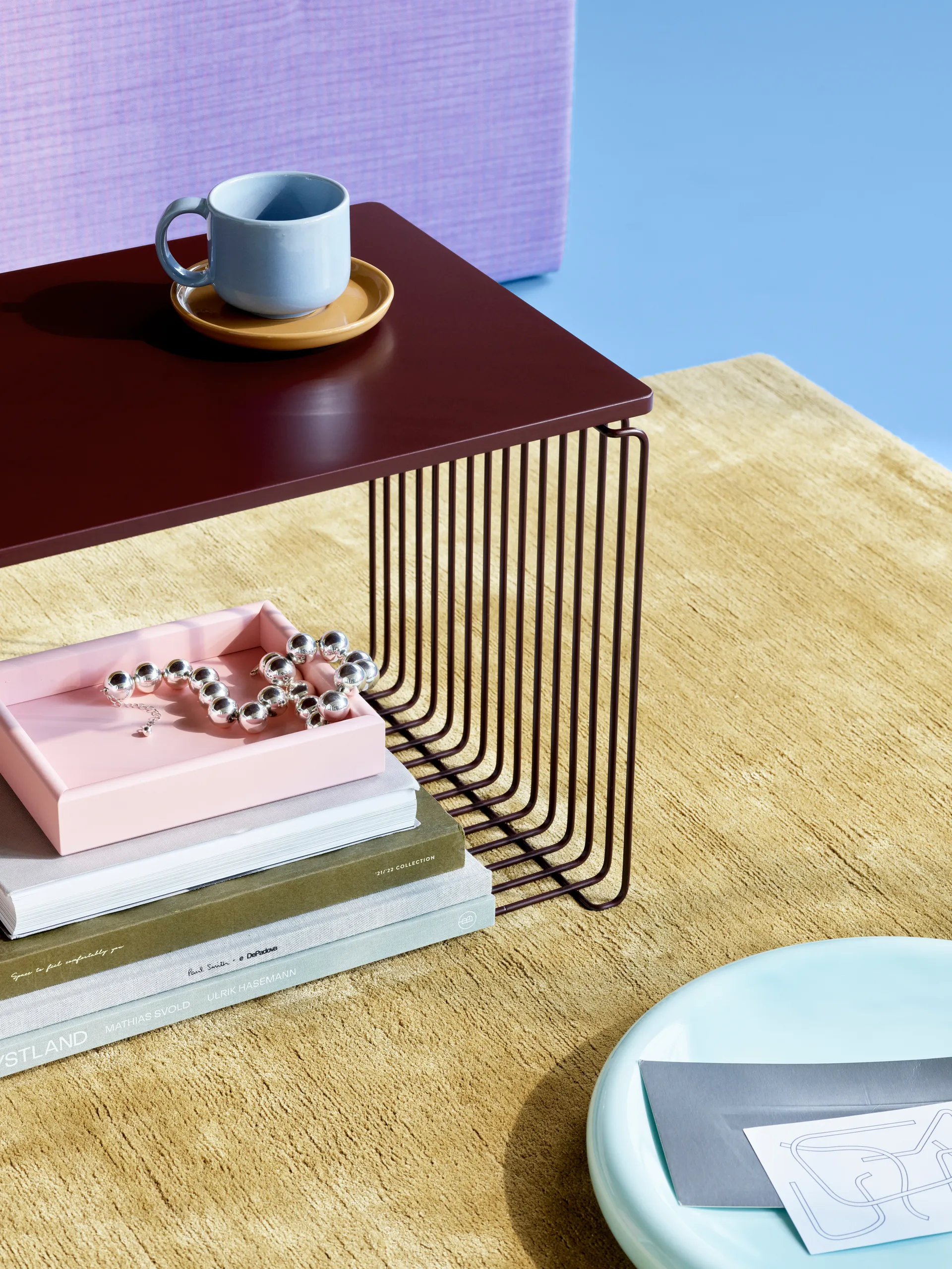 Panton Wire Extended hylle 70x34,8x34,8 cm, Black red Montana