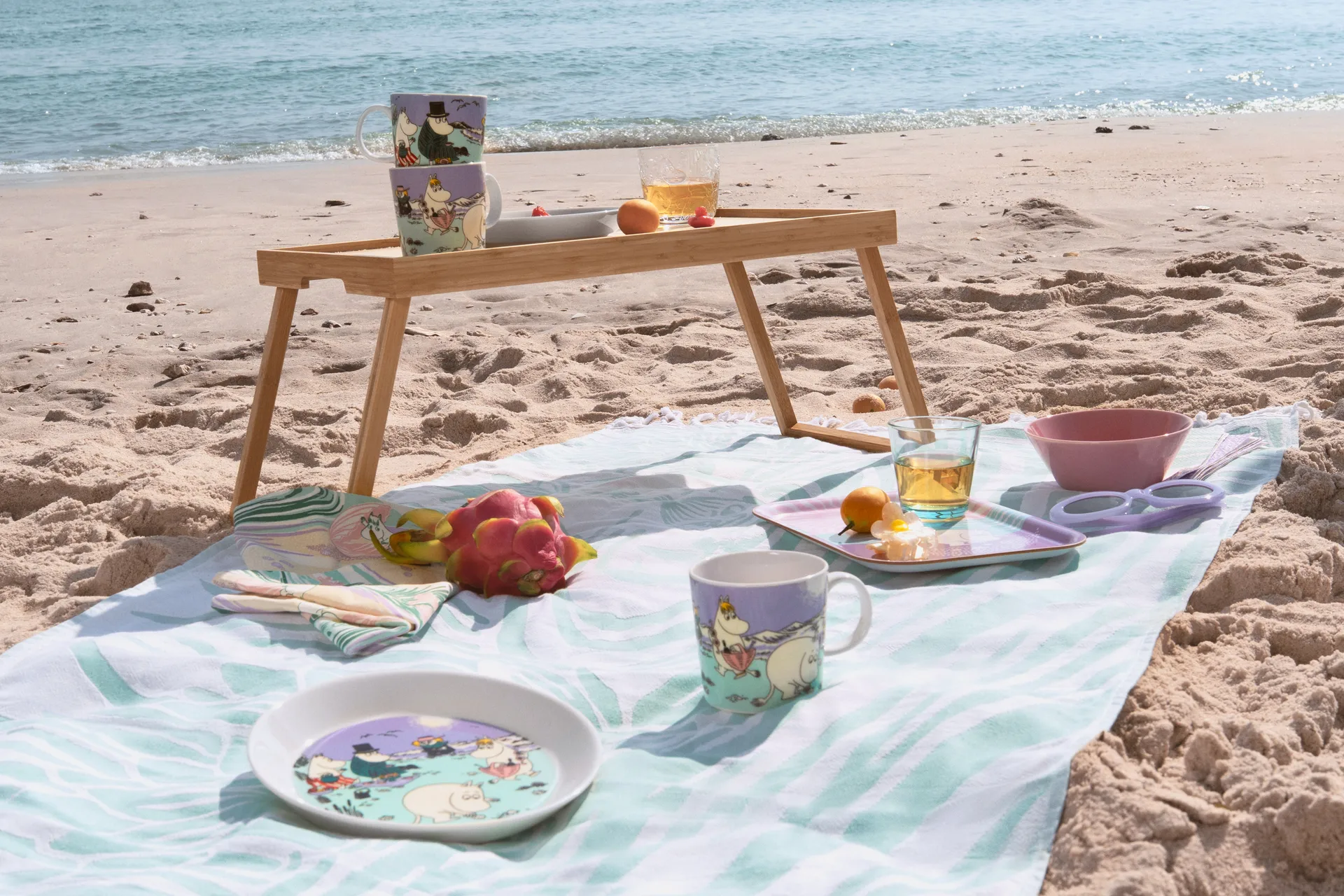 Mummi brikke Stranddag, 20x27 cm Moomin Arabia