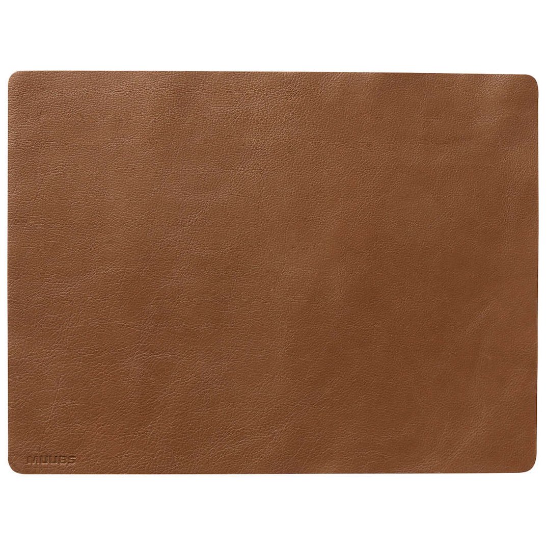 MUUBS Camou bordbrikke 35x45 cm Kamel | Skandinavisk Design | Spisebrikker | Brun