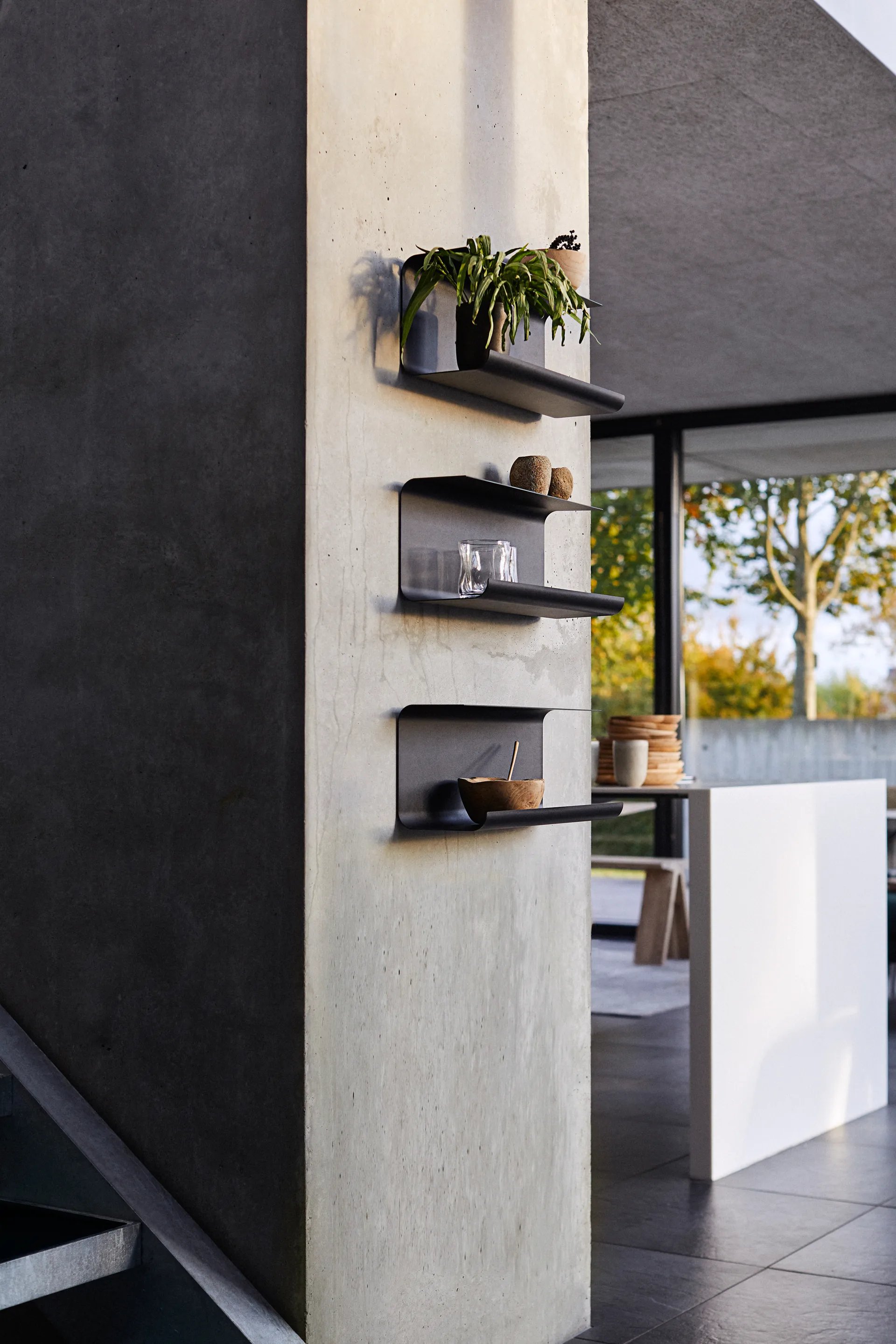 Dublin hylle 45 cm, Svart MUUBS