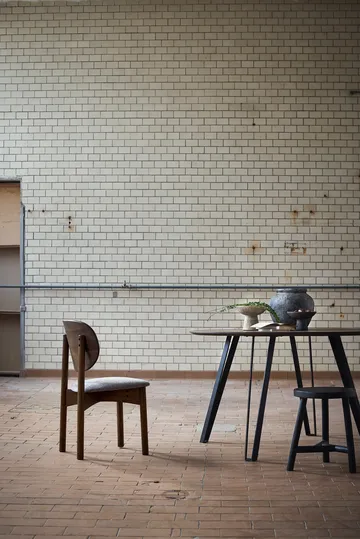 Oka stol - Mørkoljet eik, grey - MUUBS