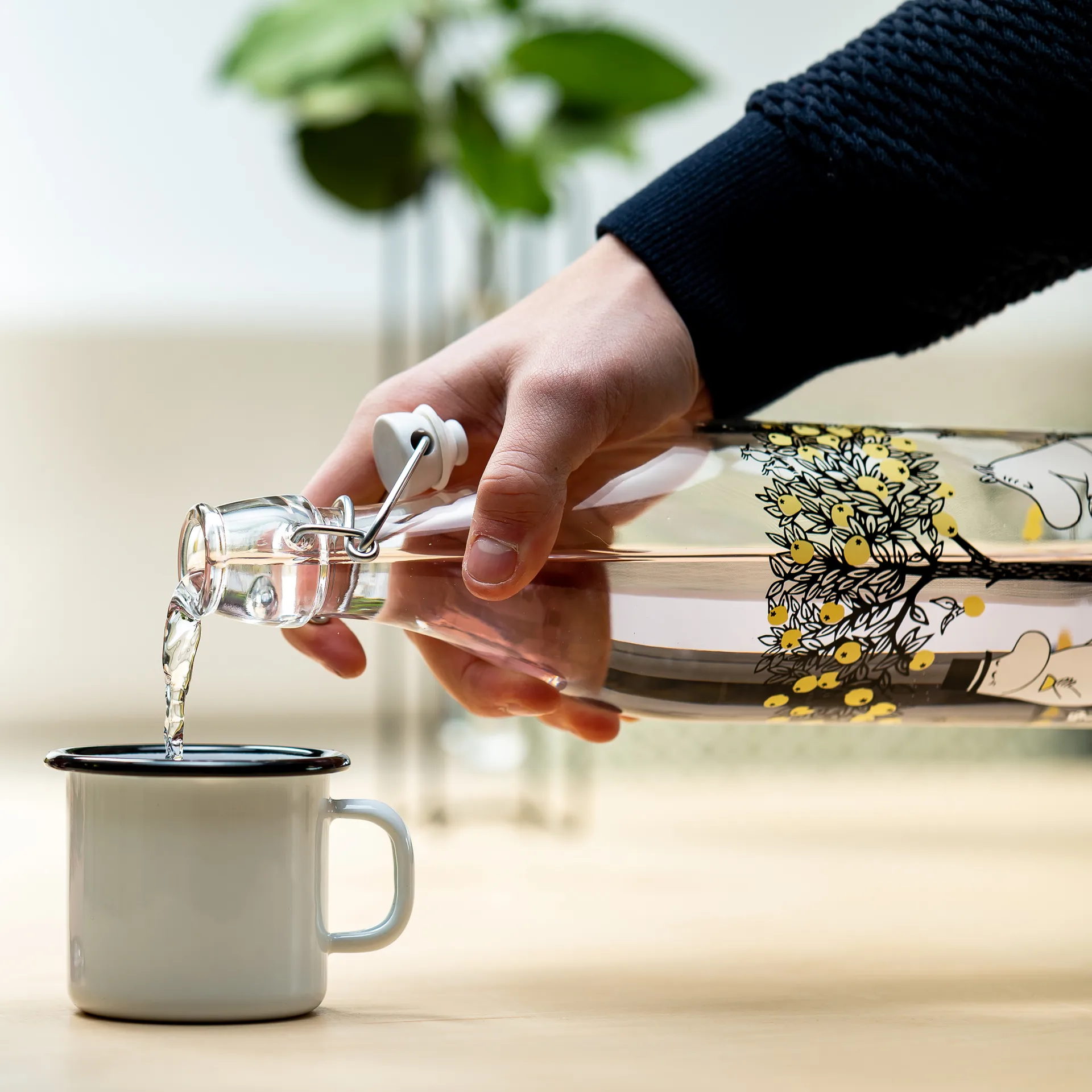 Mummi glassflaske 1 L, Apples Muurla