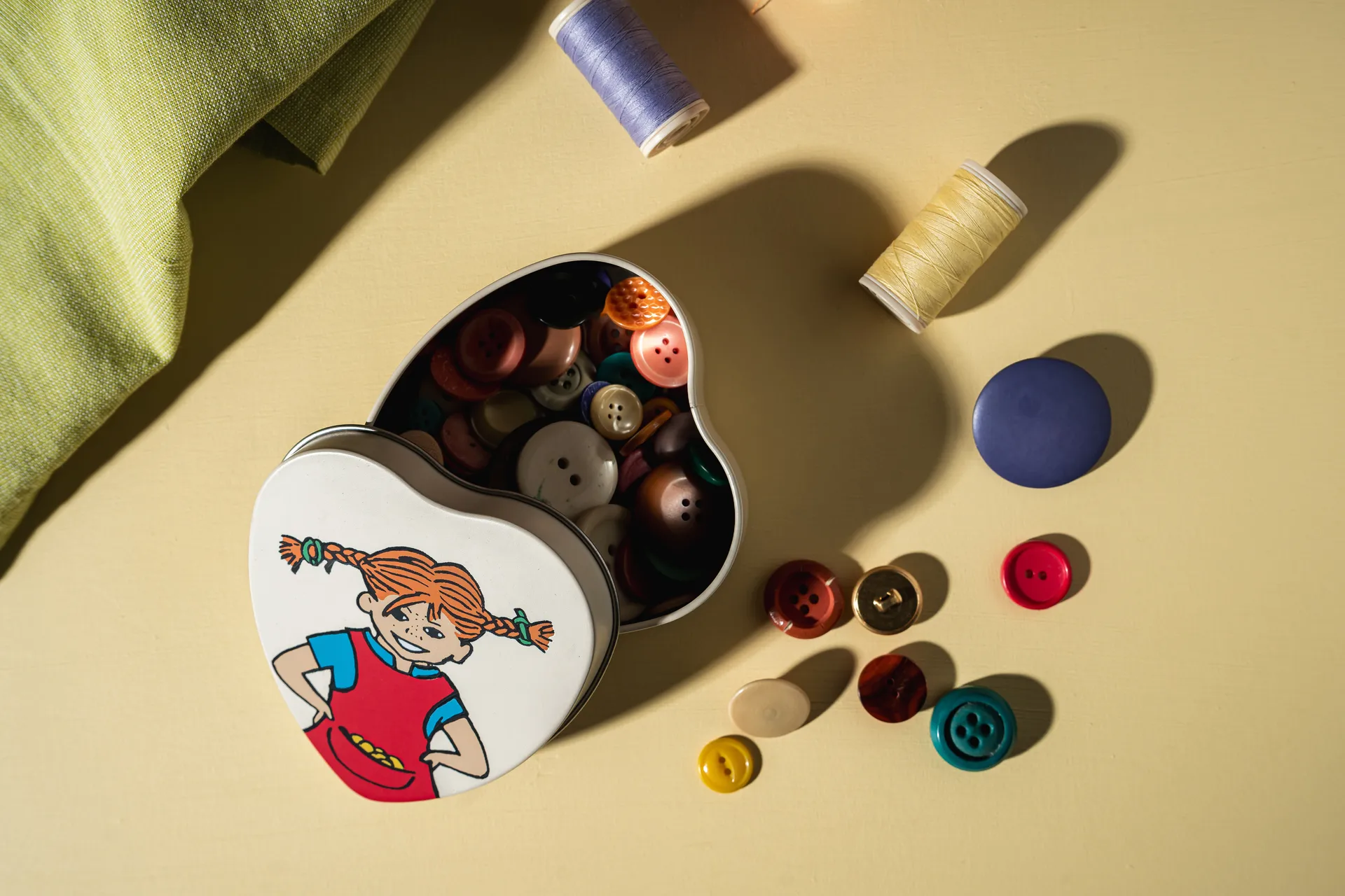 Pippi tinnboks hjerteformet 4x10 cm., Be More Pippi Muurla