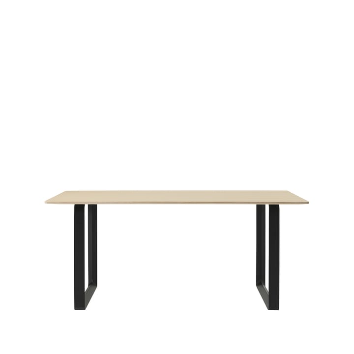 70/70 spisebord 170 x 85 cm - Oak veener-Plywood-Black - Muuto