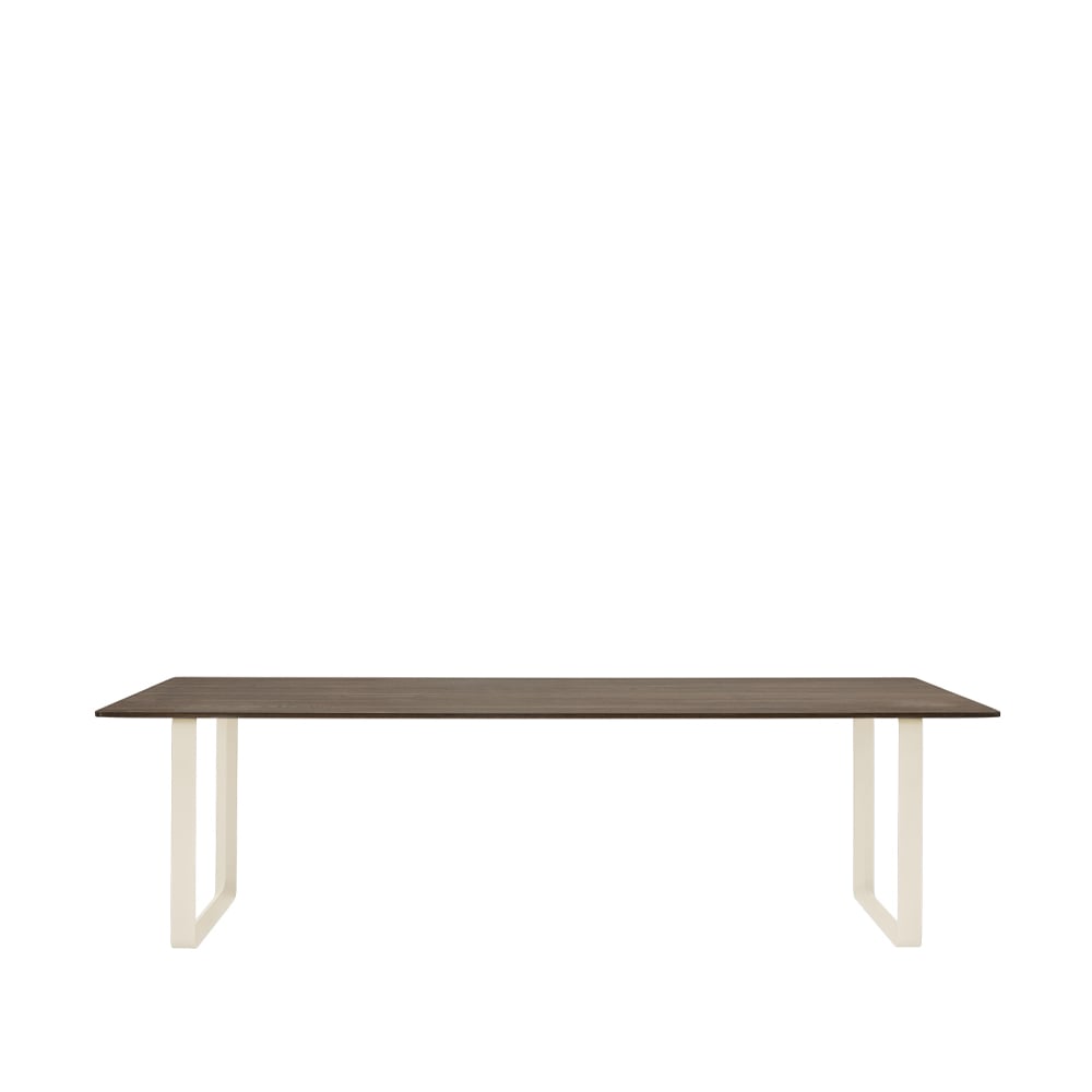 Bilde av Muuto 70/70 spisebord 255 x 108 cm Solid smoked oak-Sand