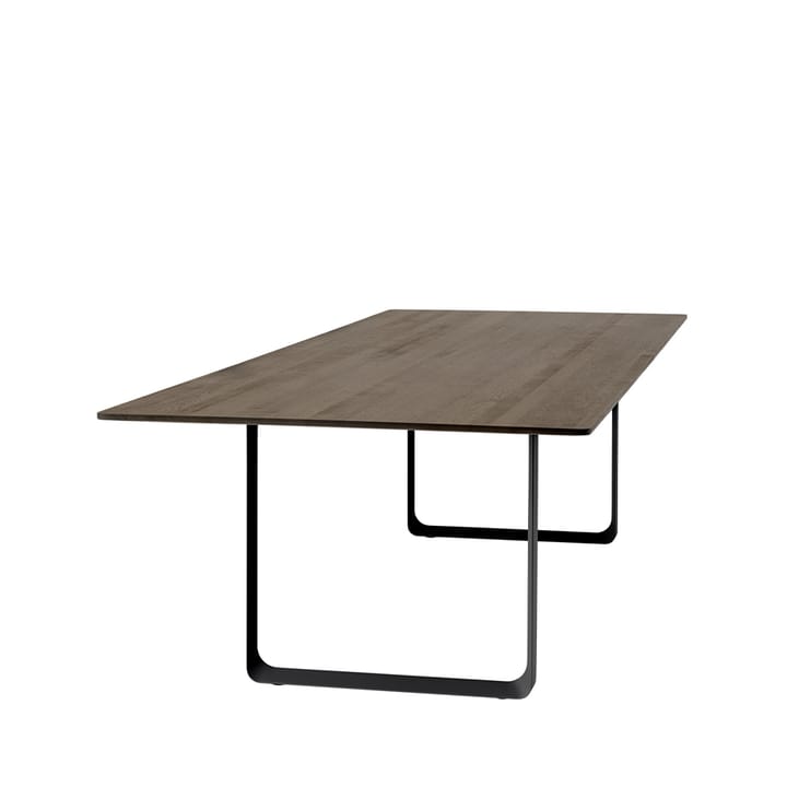 70/70 spisebord 295 x 108 cm, Solid smoked oak-Black Muuto