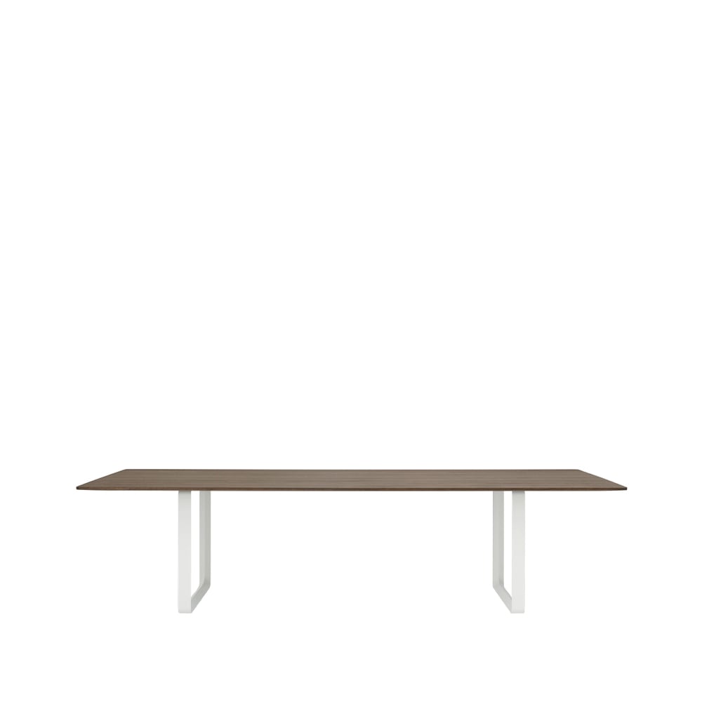 Bilde av Muuto 70/70 spisebord 295 x 108 cm Solid smoked oak-White