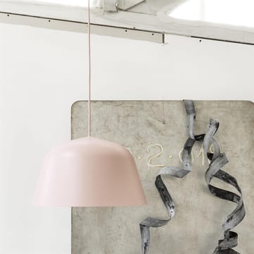 Ambit taklampe Ø40 cm - rose (lys rosa) - Muuto