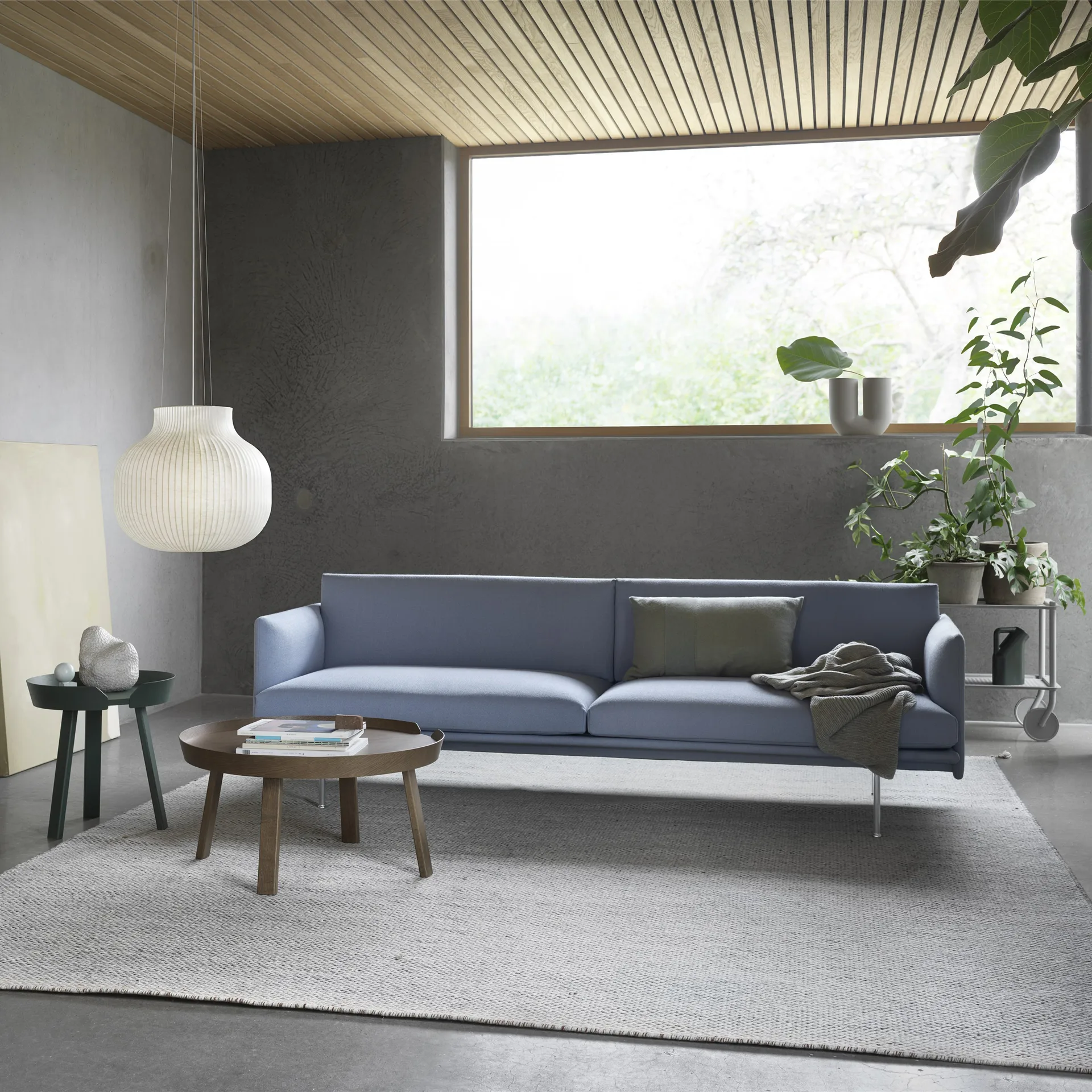 Around bord stort, Stained dark brown Muuto