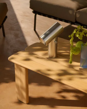 Assemble sofabord - Teak, 135x55 cm - Muuto