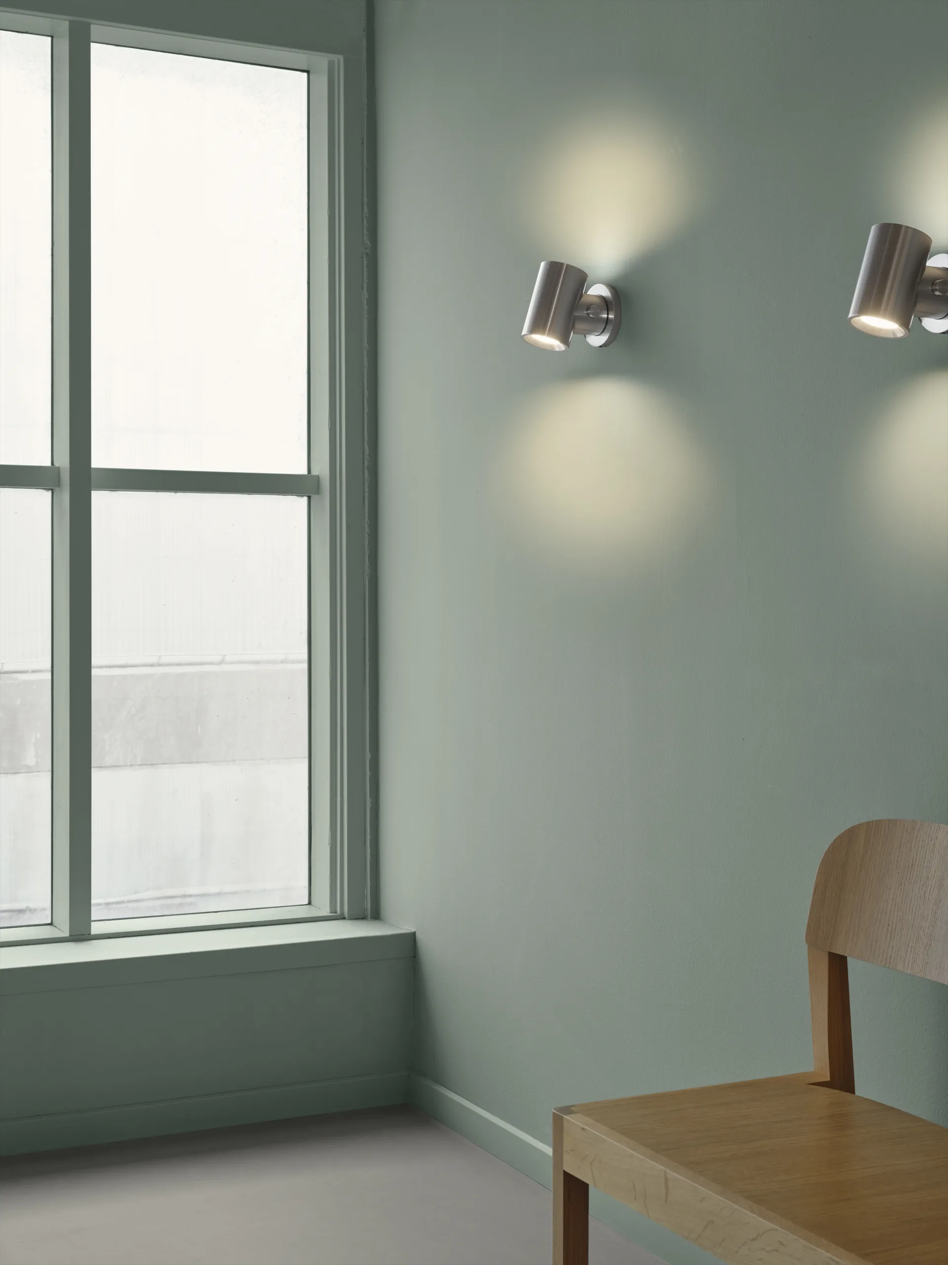 Beam vegglampe, Polert aluminium Muuto