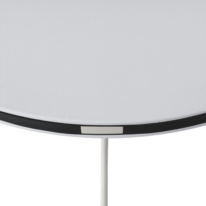 Calm vegglampe Ø50 cm, White/Black Muuto