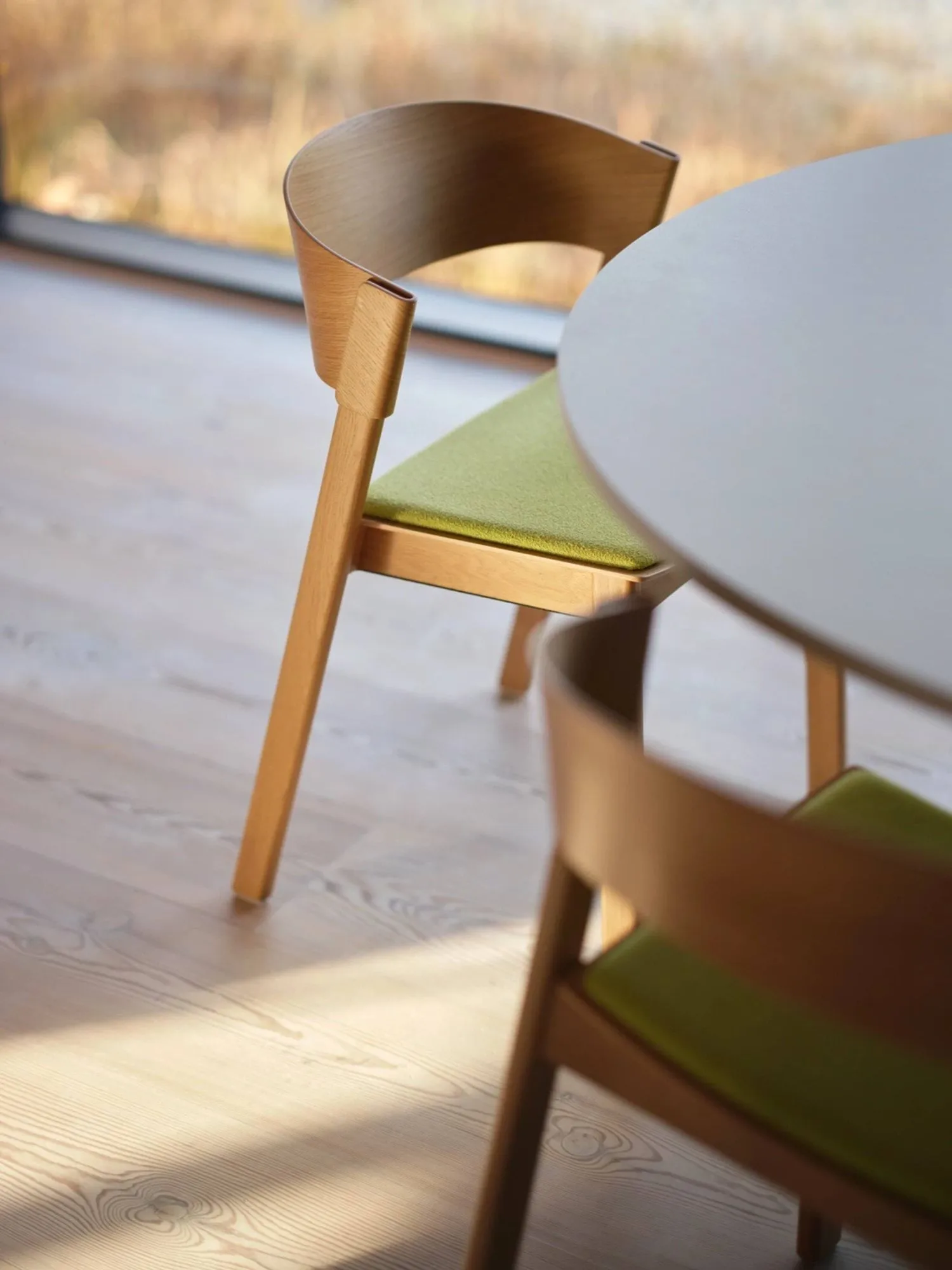 Cover sidestol, Eik Muuto