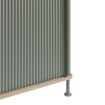Enfold sidebord, lavt 125x45x63 cm - eik, grønn - Muuto