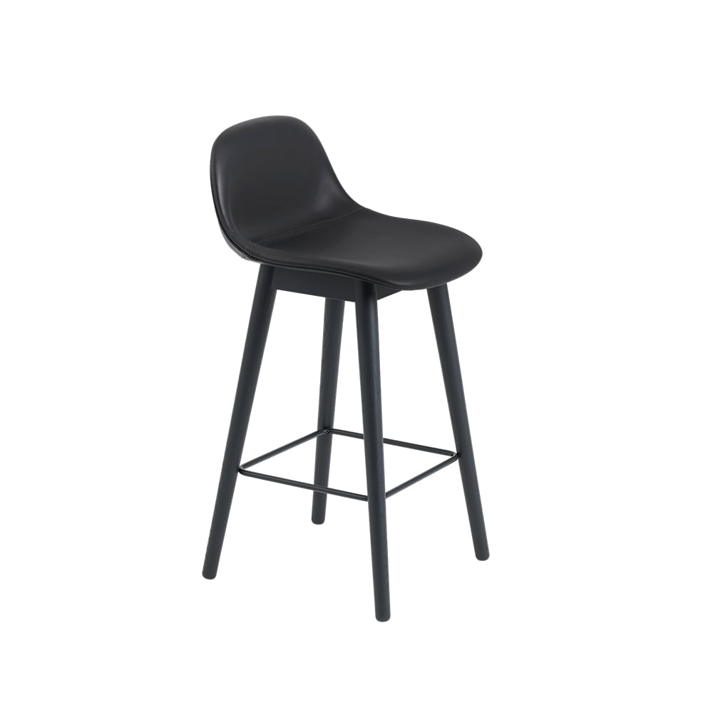 Bilde av Muuto Fiber barstol med ryggstøtte 75 cm Black leather-sorte ben