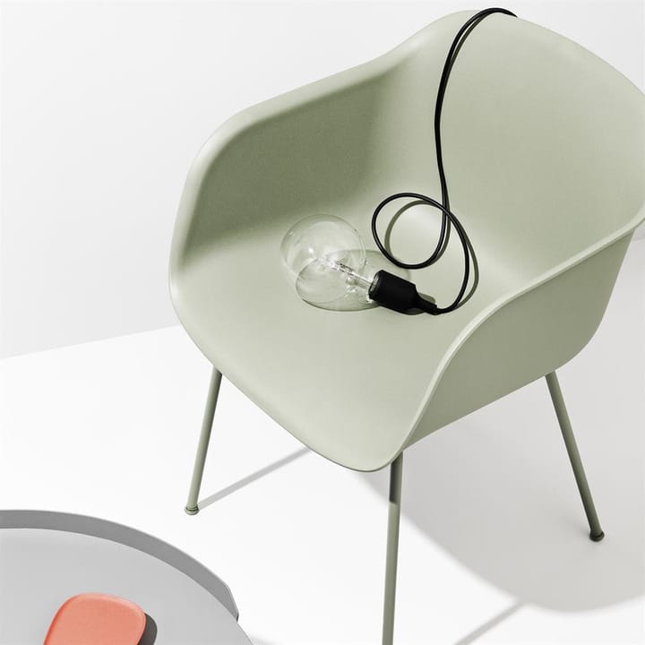 Fiber chair stol med armstøtte, dusty green (grønn) Muuto