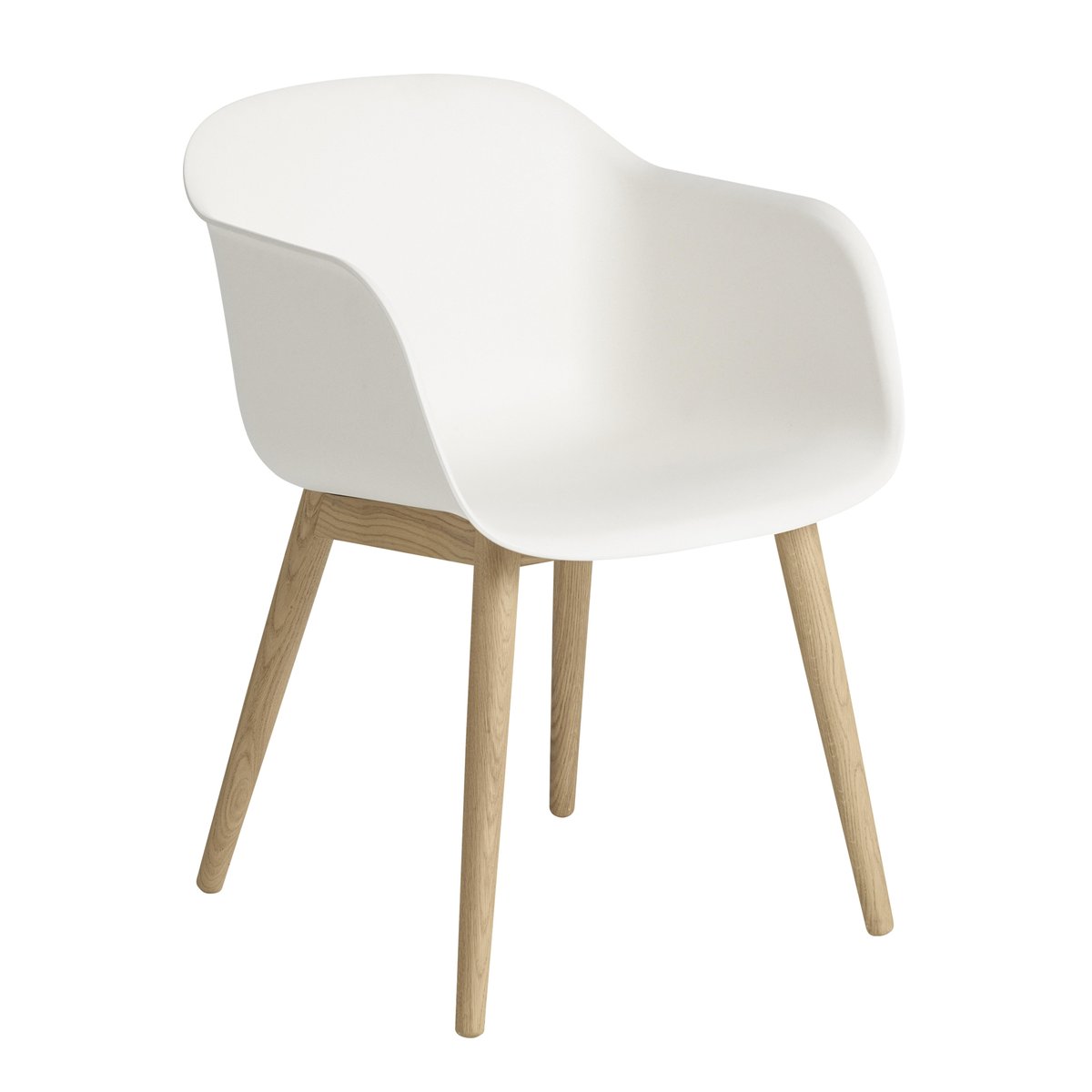 Muuto Fiber Chair stol med armstøtte og trebein hvit-eik